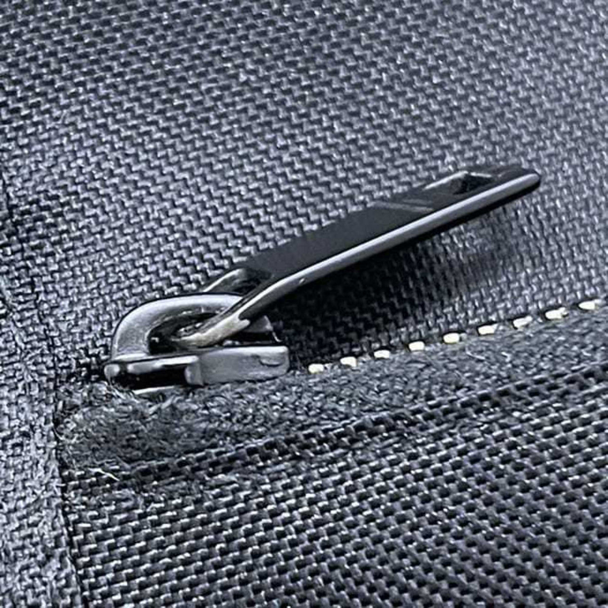 Saint Laurent Black Nylon Canvas Wallet (Tri-Fold) (Pre-Owned)