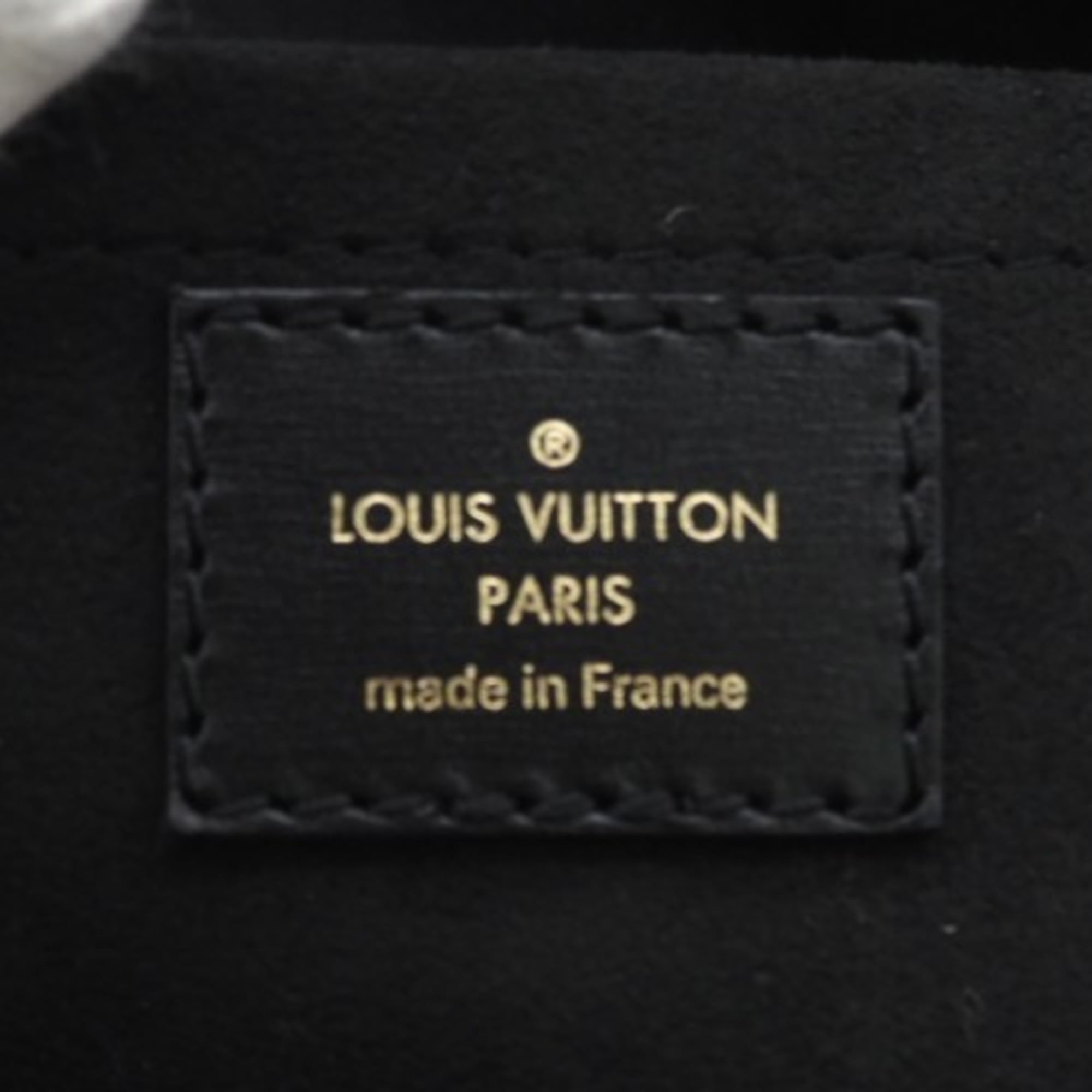Louis Vuitton Black Leather Handbag (Pre-Owned)