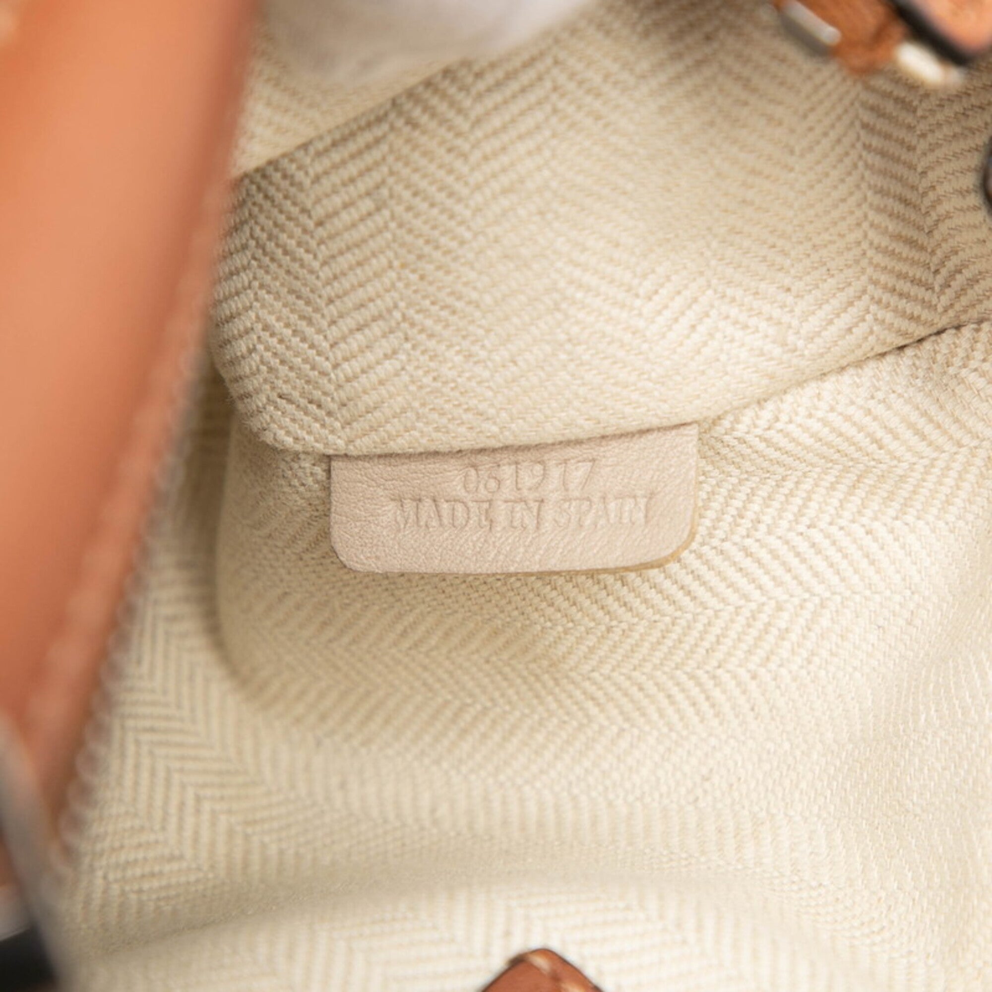 Loewe Brown Leather Handbag Shoulder Bag (Pre-Owned)