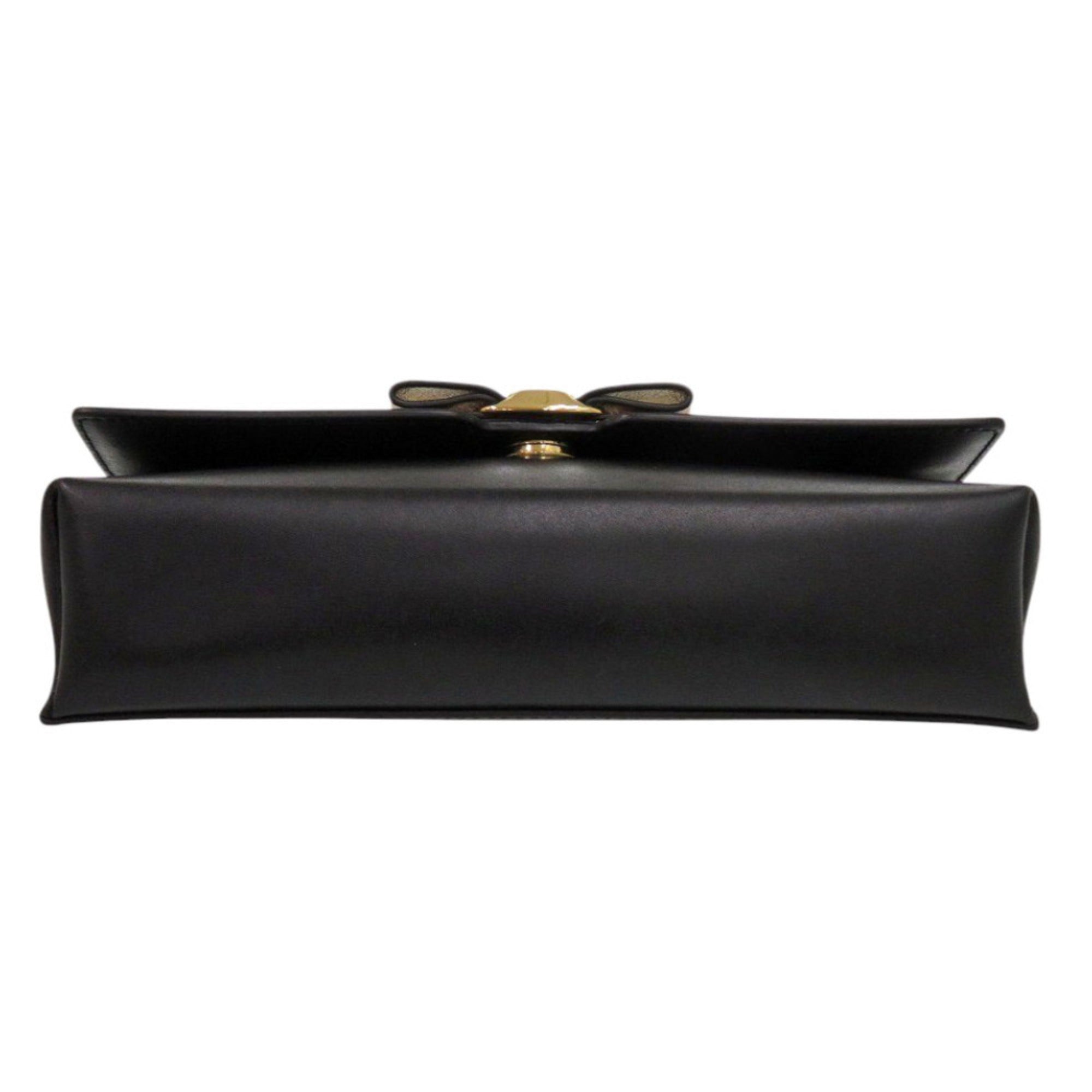 Salvatore Ferragamo Black Leather Shoulder Bag (Pre-Owned)