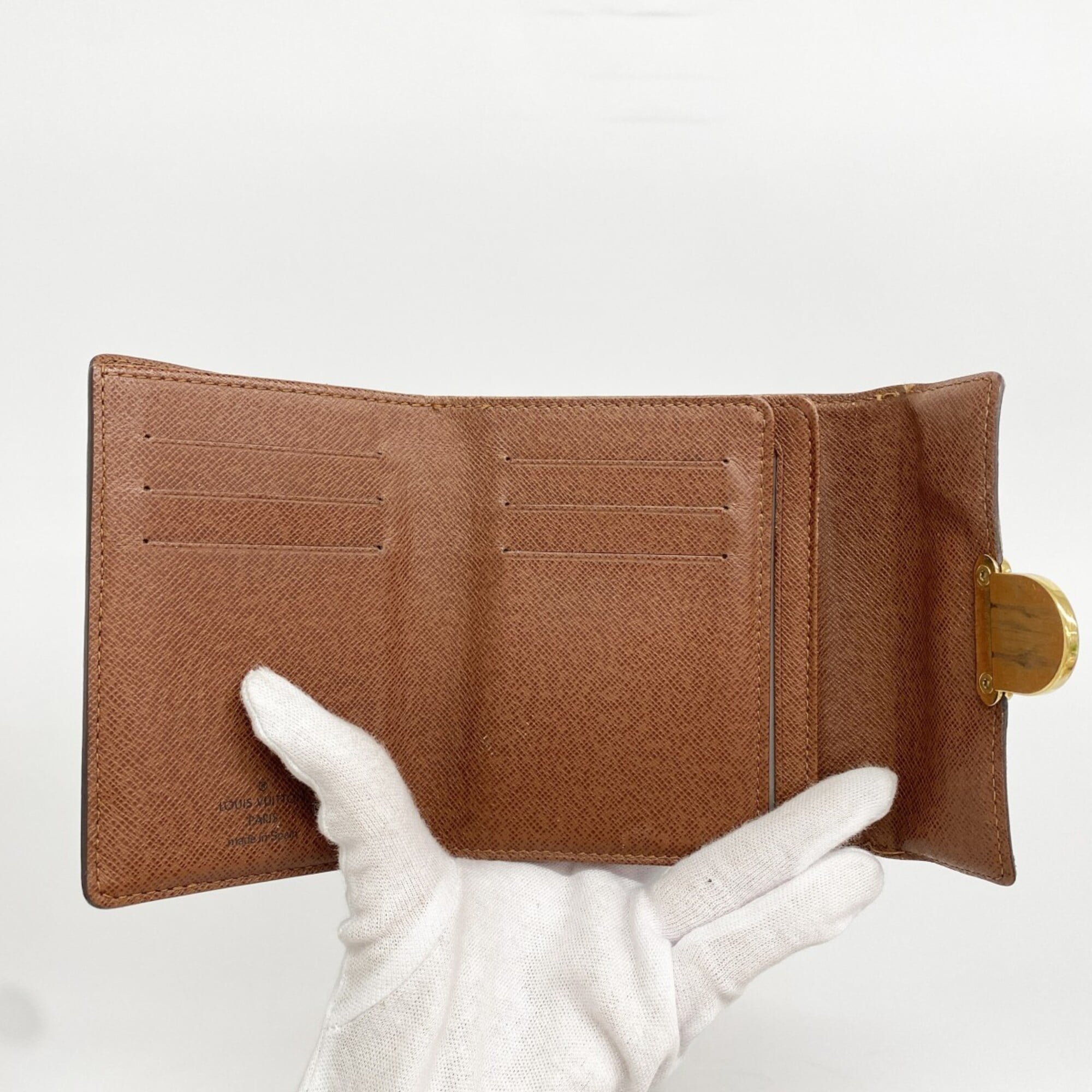 Louis Vuitton Brown Wallet (Tri-Fold) (Pre-Owned)
