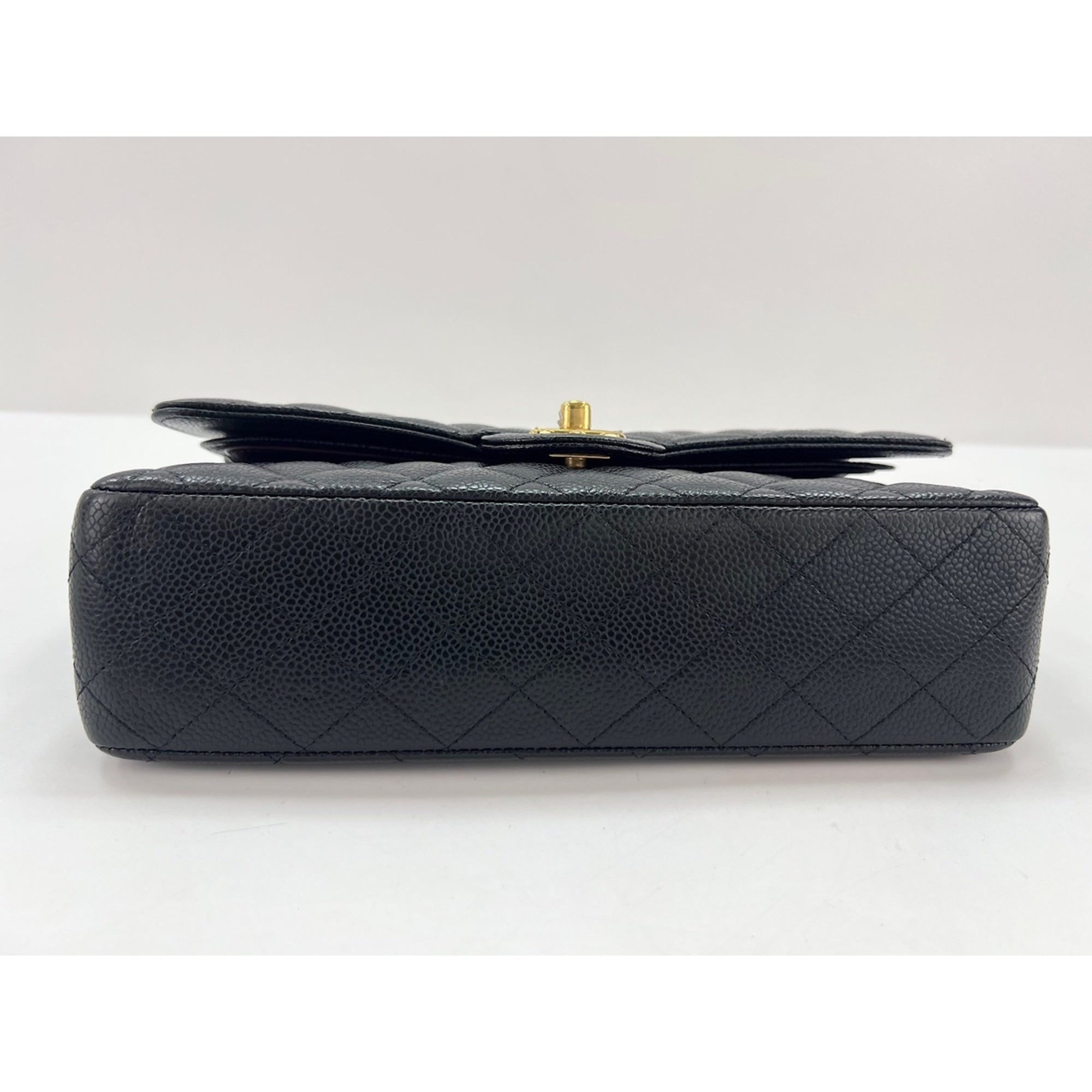 Chanel Matelasse Black Shoulder Bag (Pre-Owned)
