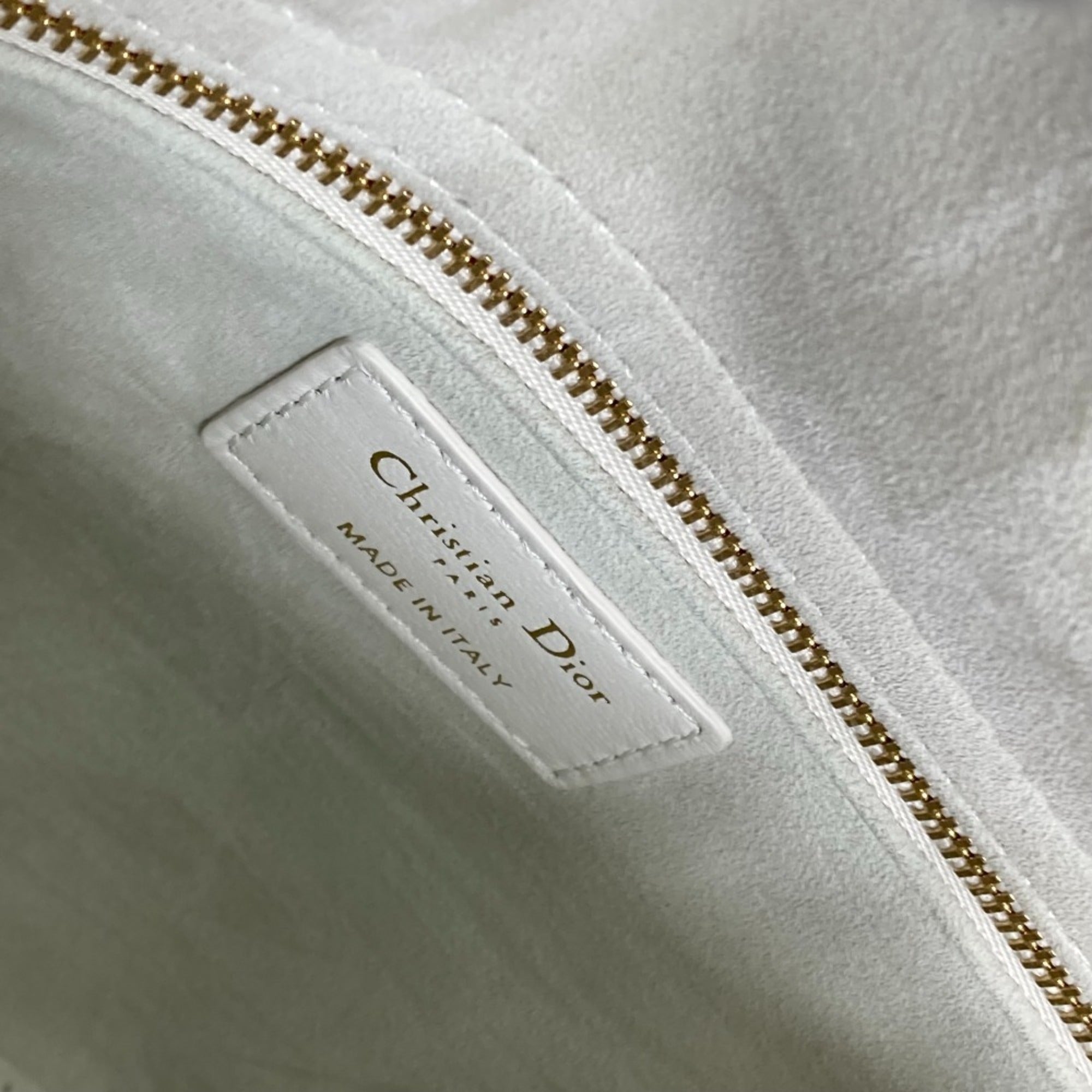 Christian Dior White Leather Handbag Shoulder Bag (Pre-Owned)