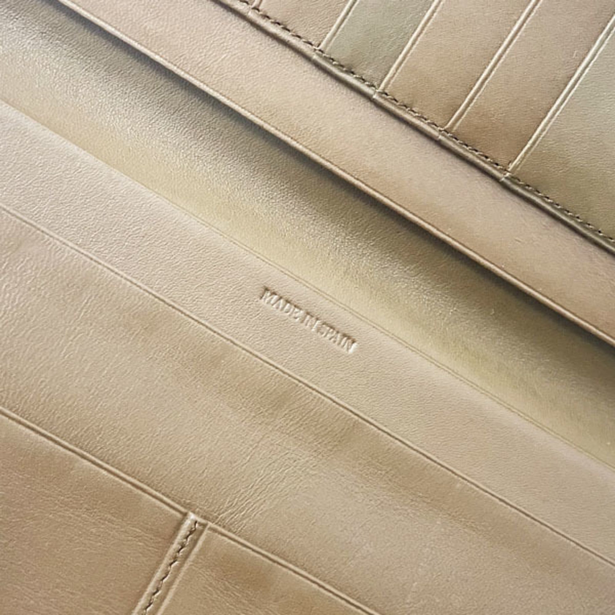 Loewe Brown Camel Leather Long Bill Wallet (Bi-Fold) (Pre-Owned)