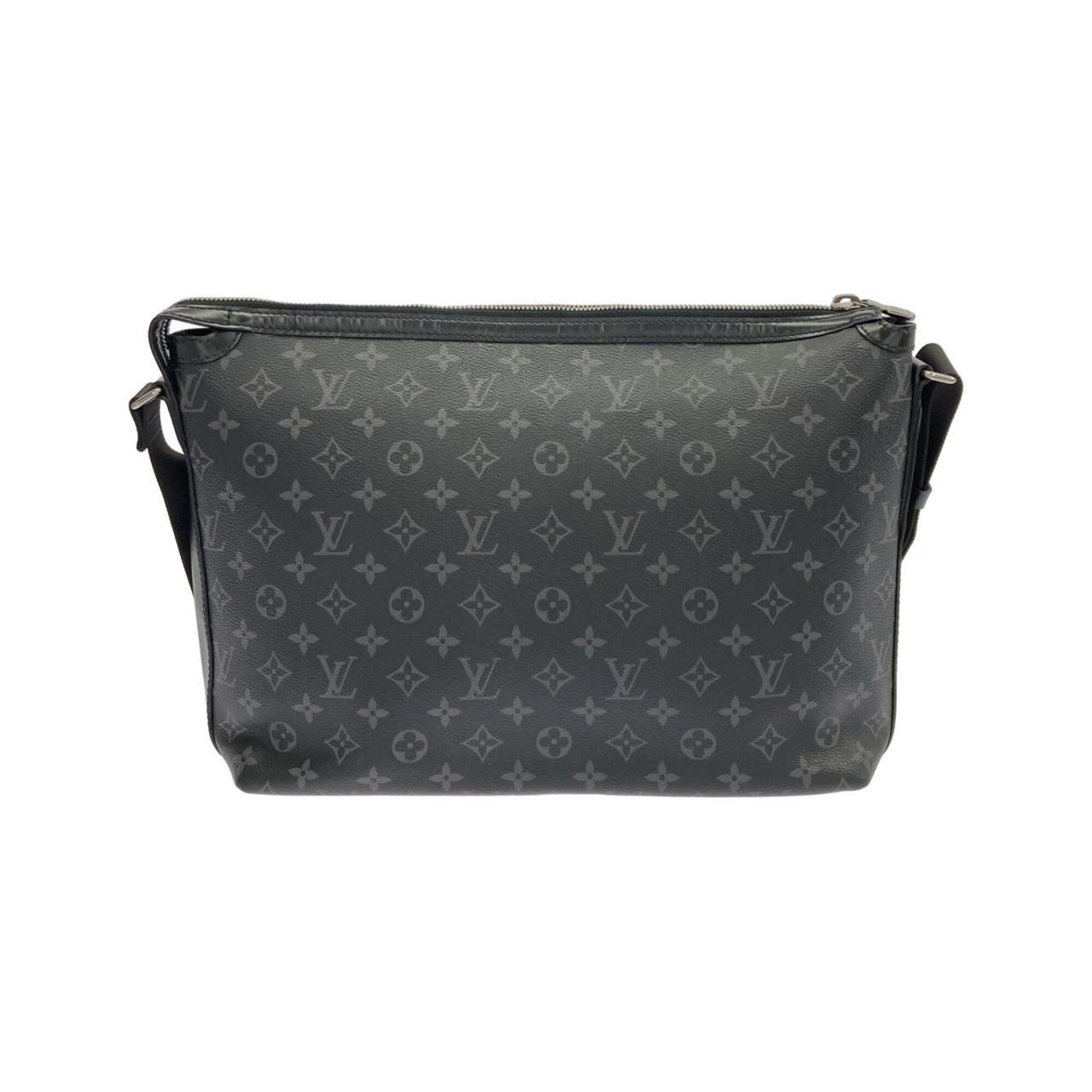Louis Vuitton Black Coated Canvas Shoulder Bag (Pre-Owned)