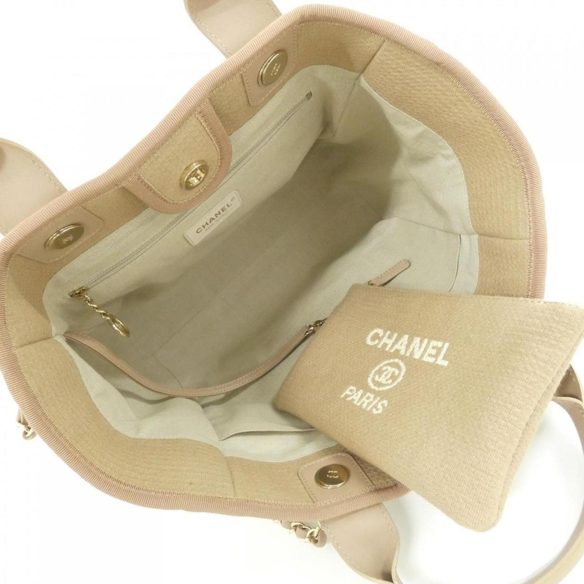 Chanel Beige Handbag Pouch (Pre-Owned)