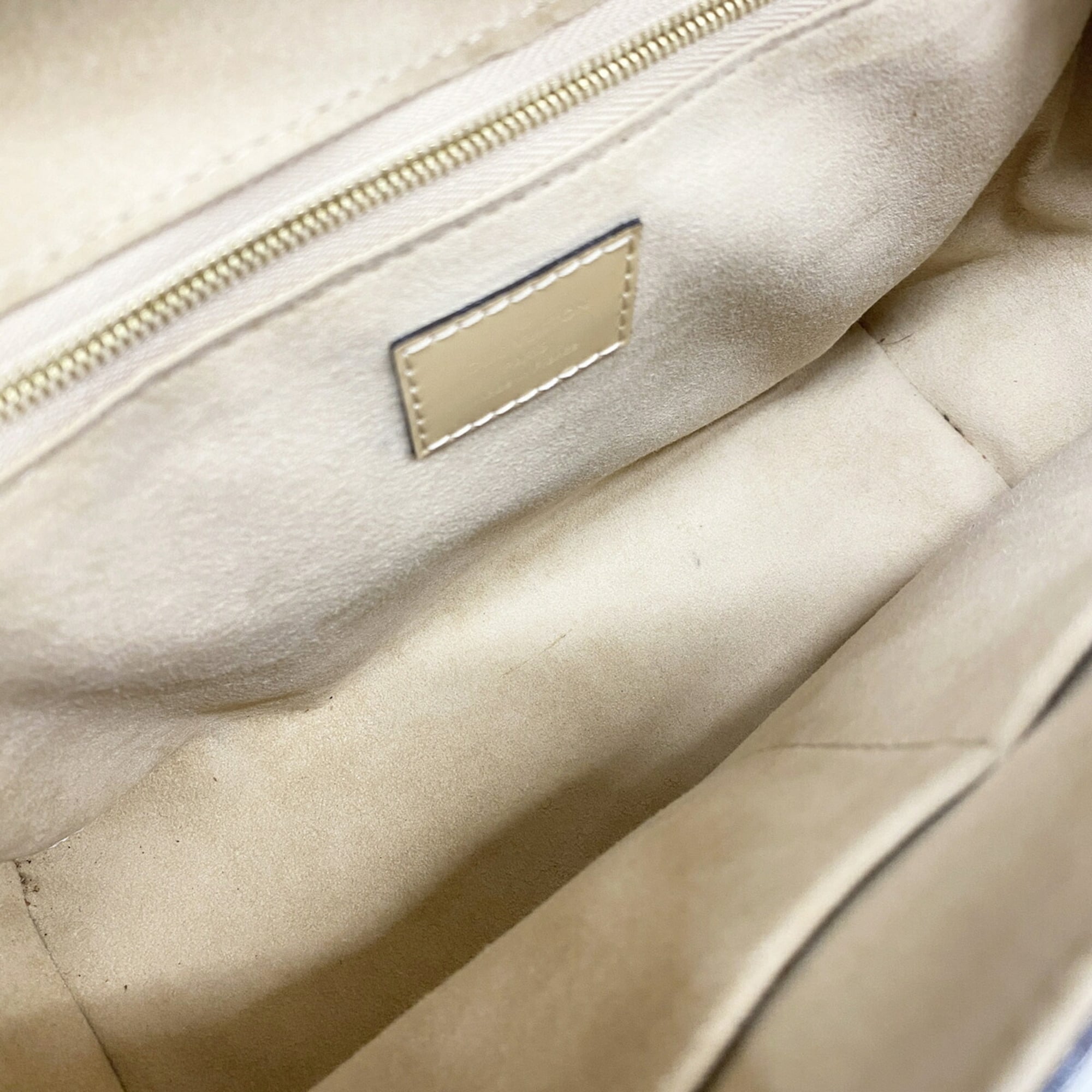 Louis Vuitton Dune Handbag (Pre-Owned)