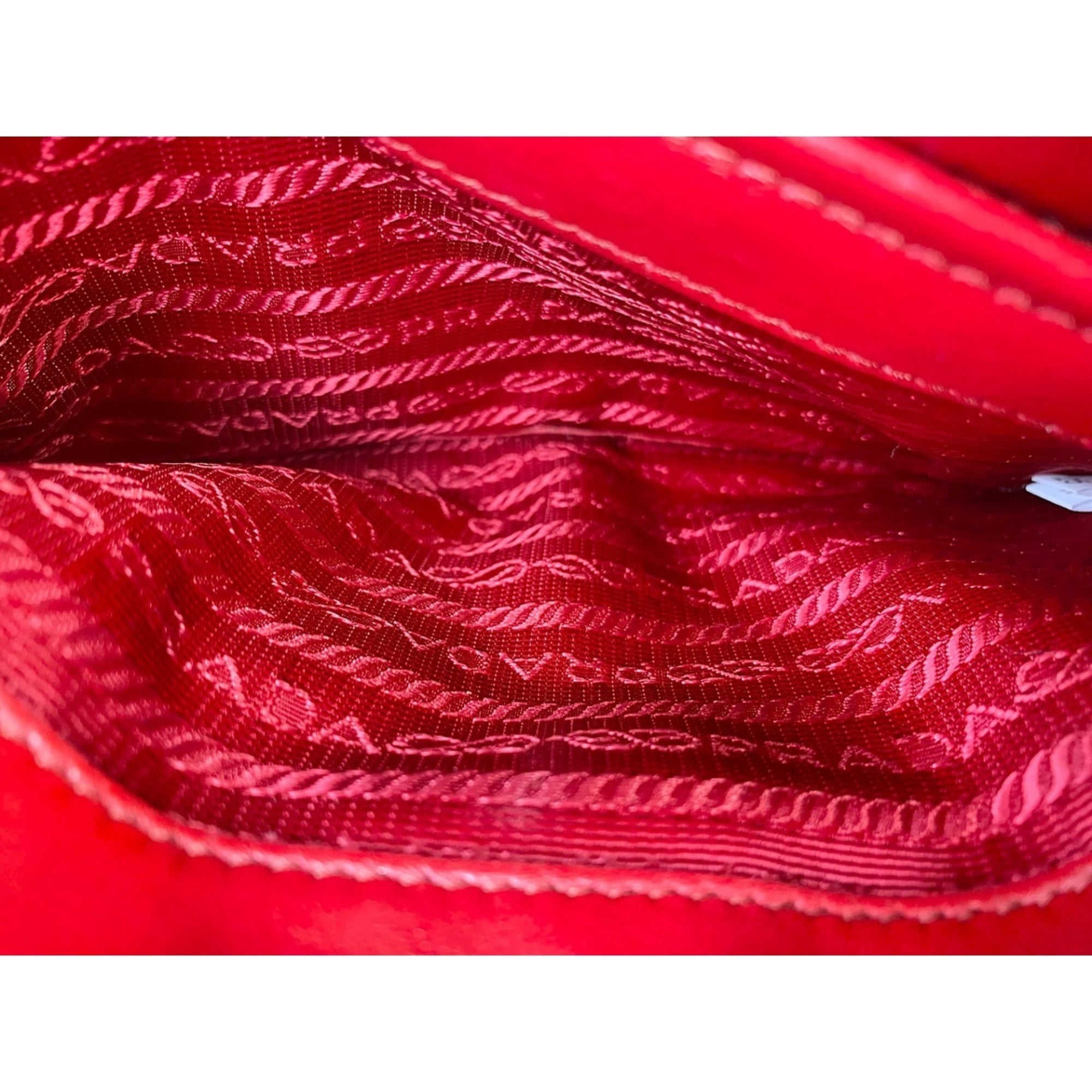 Prada Red Color Shoulder Bag (Pre-Owned)