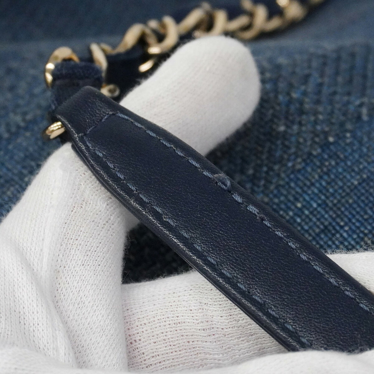 Chanel Navy Tweed Tote Bag (Pre-Owned)
