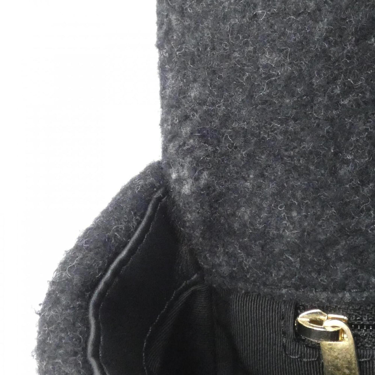 Chanel Black Wool Shoulder Bag (Pre-Owned)