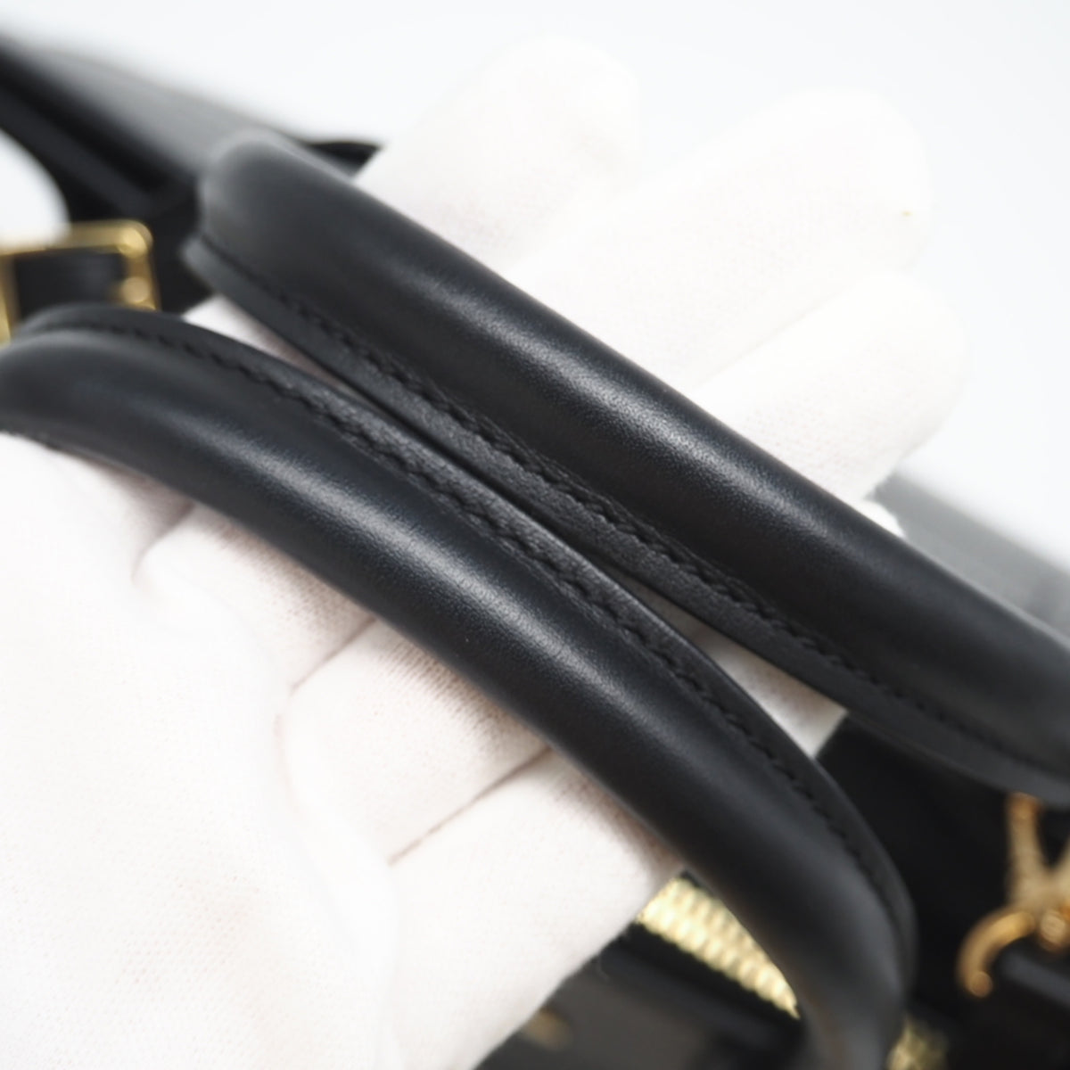 Louis Vuitton Black Noir Leather Handbag (Pre-Owned)
