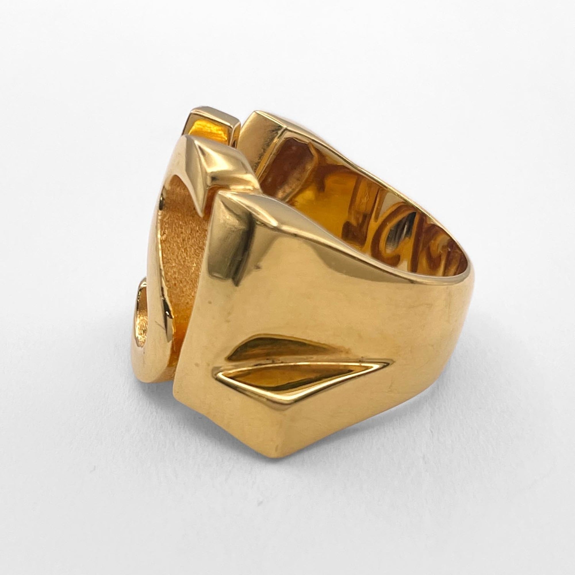 Yves Saint Laurent Gold Metal Band Ring (Pre-Owned)