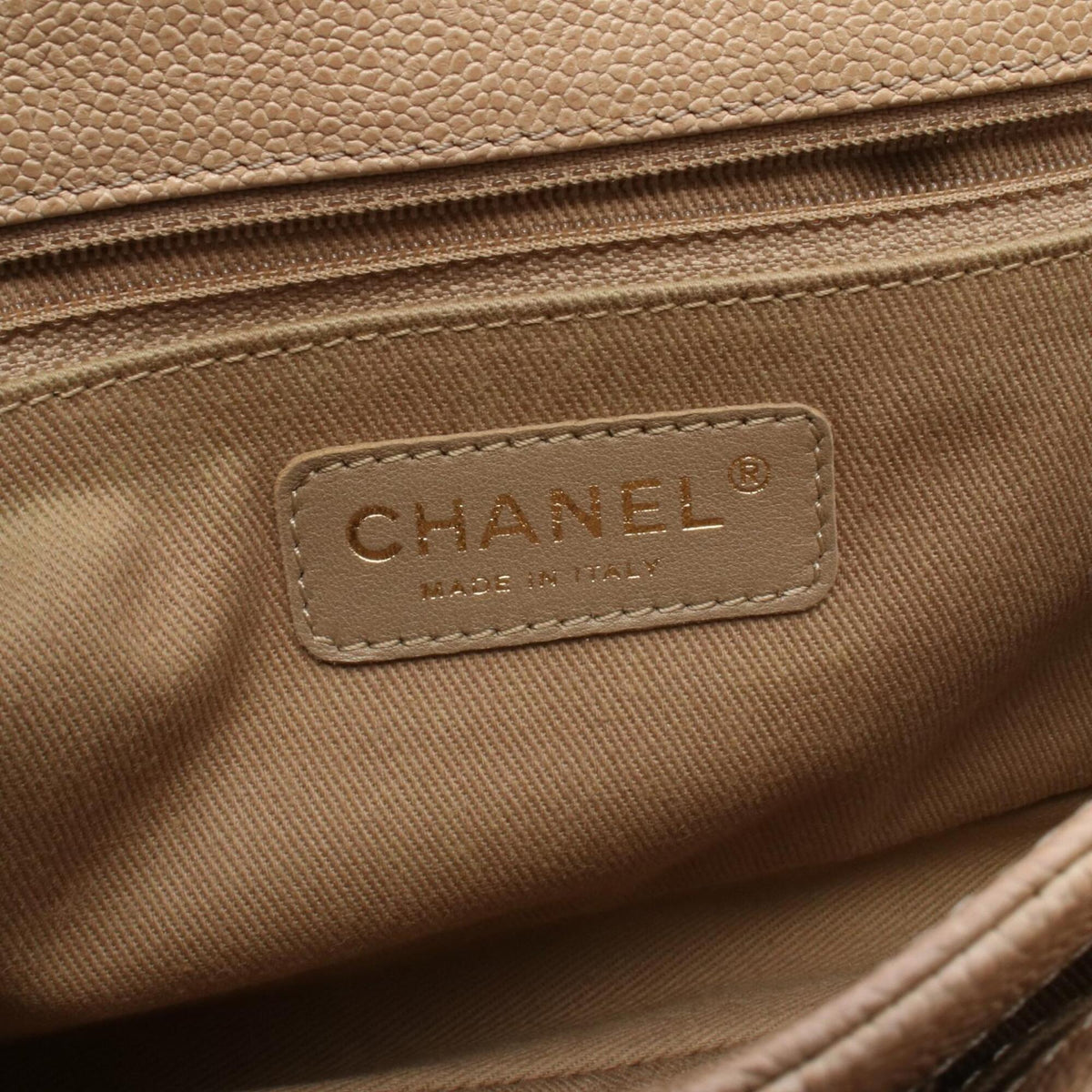 Chanel Beige Grained Calfskin Handbag Shoulder Bag (Pre-Owned)
