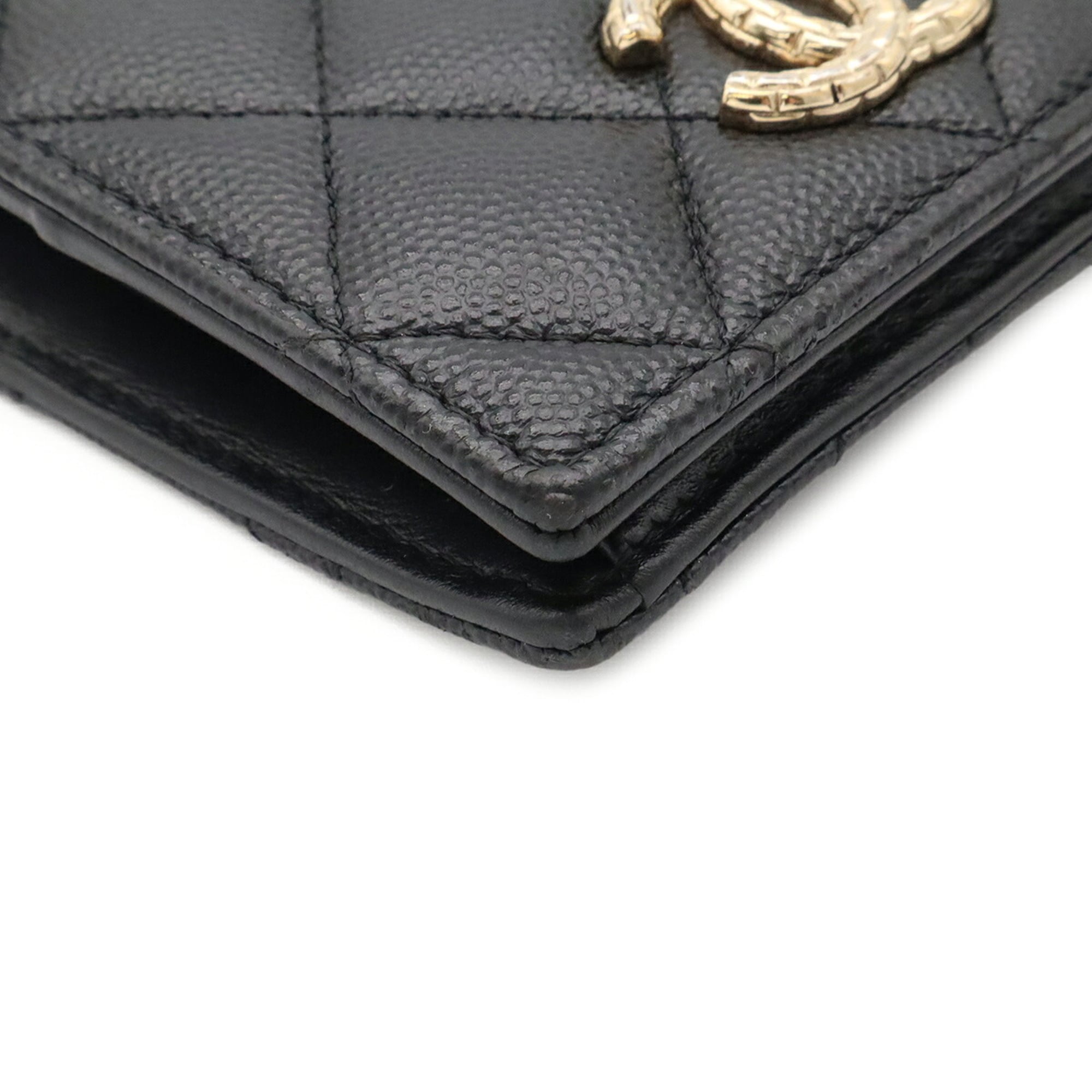 Chanel Black White Grained Calfskin Wallet (Bi-Fold) (Pre-Owned)