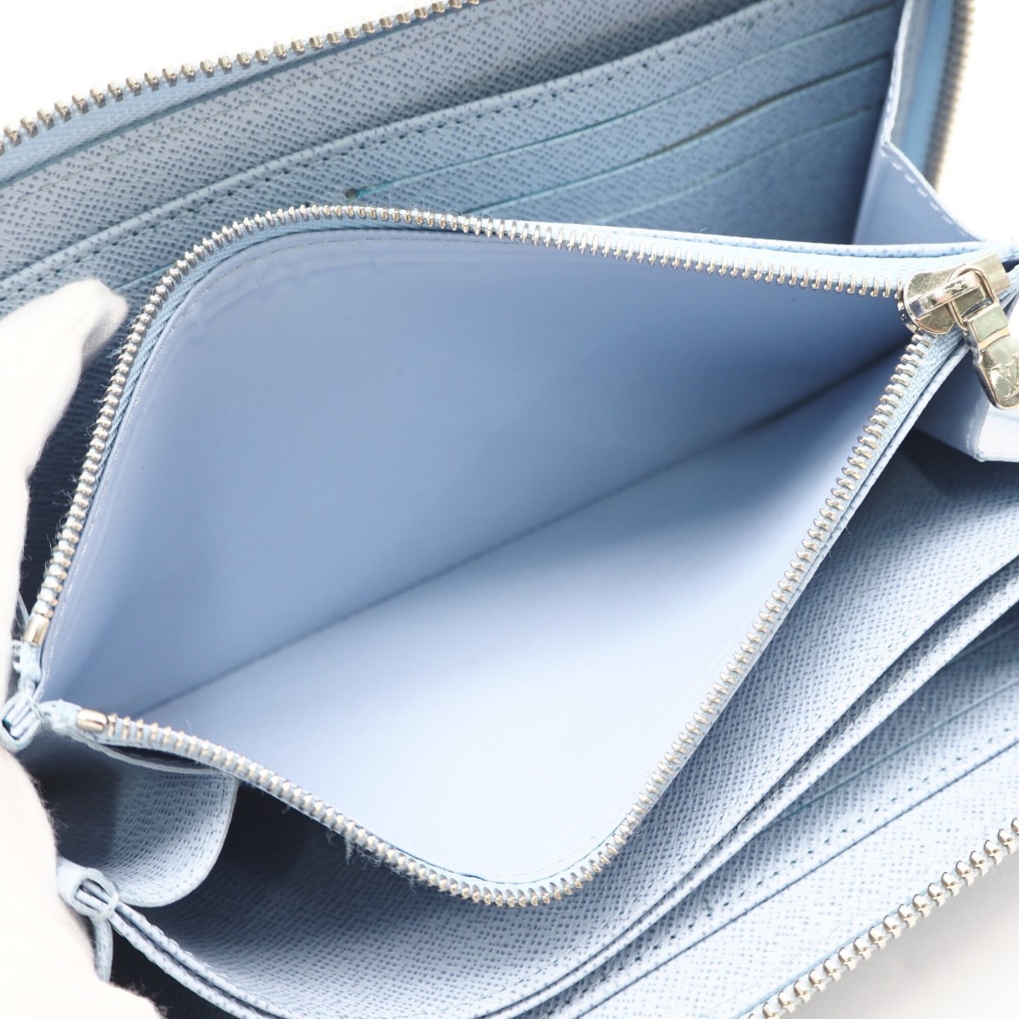 Louis Vuitton Epi Blue Long Wallet (Bi-Fold) (Pre-Owned)