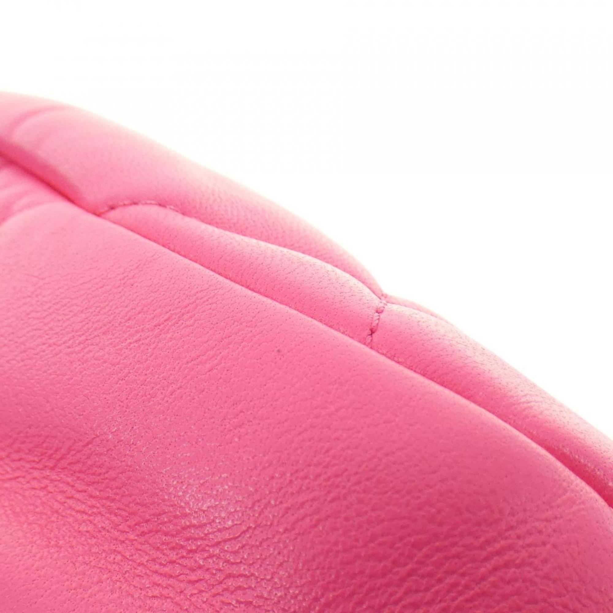 Chanel Pink Leather Shoulder Bag (Pre-Owned)
