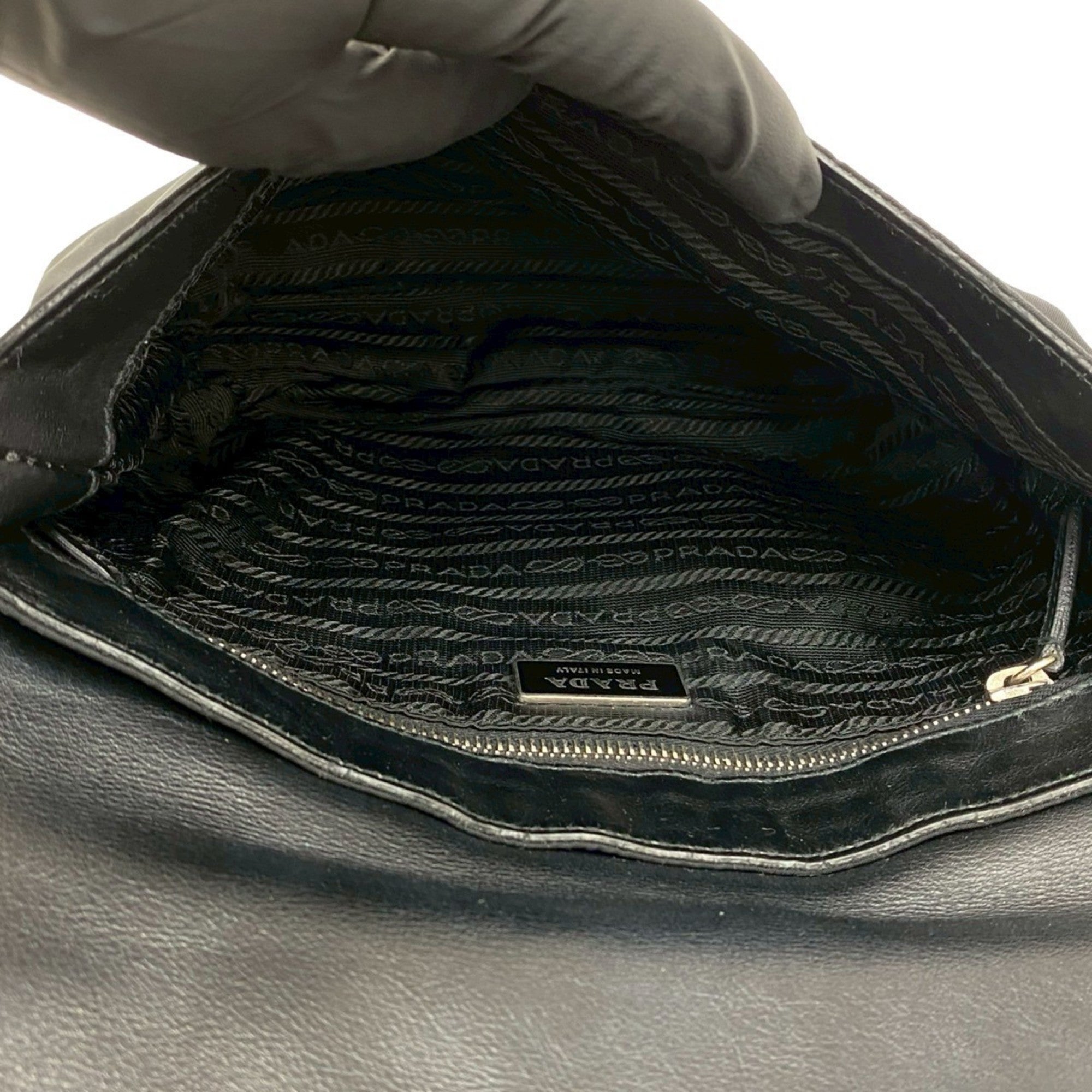 Prada Black Leather Nylon Pochette Shoulder Bag (Pre-Owned)