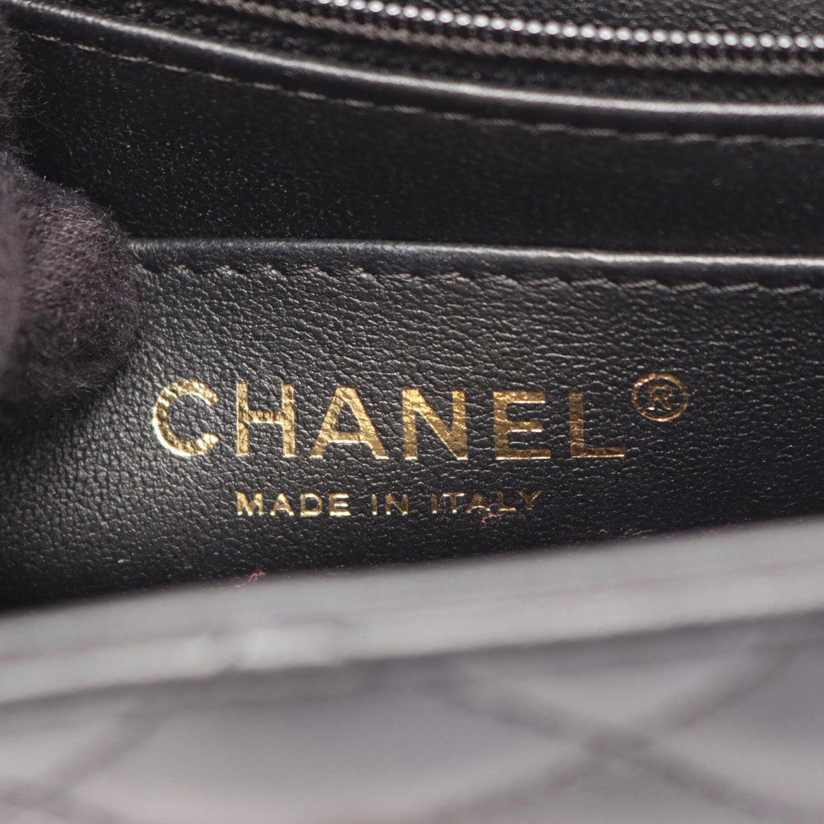 Chanel Black Leather Handbag Shoulder Bag (Pre-Owned)