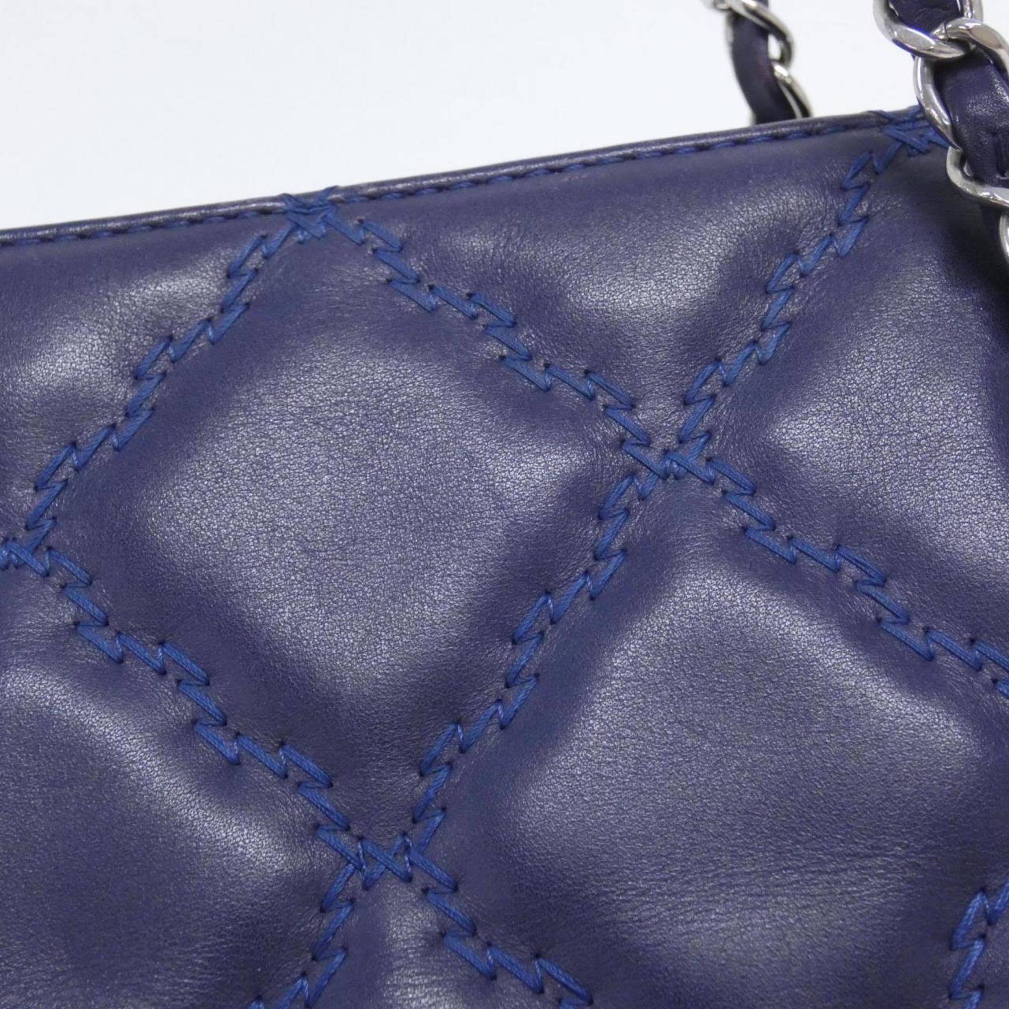 Chanel Blue Leather Shoulder Bag (Pre-Owned)