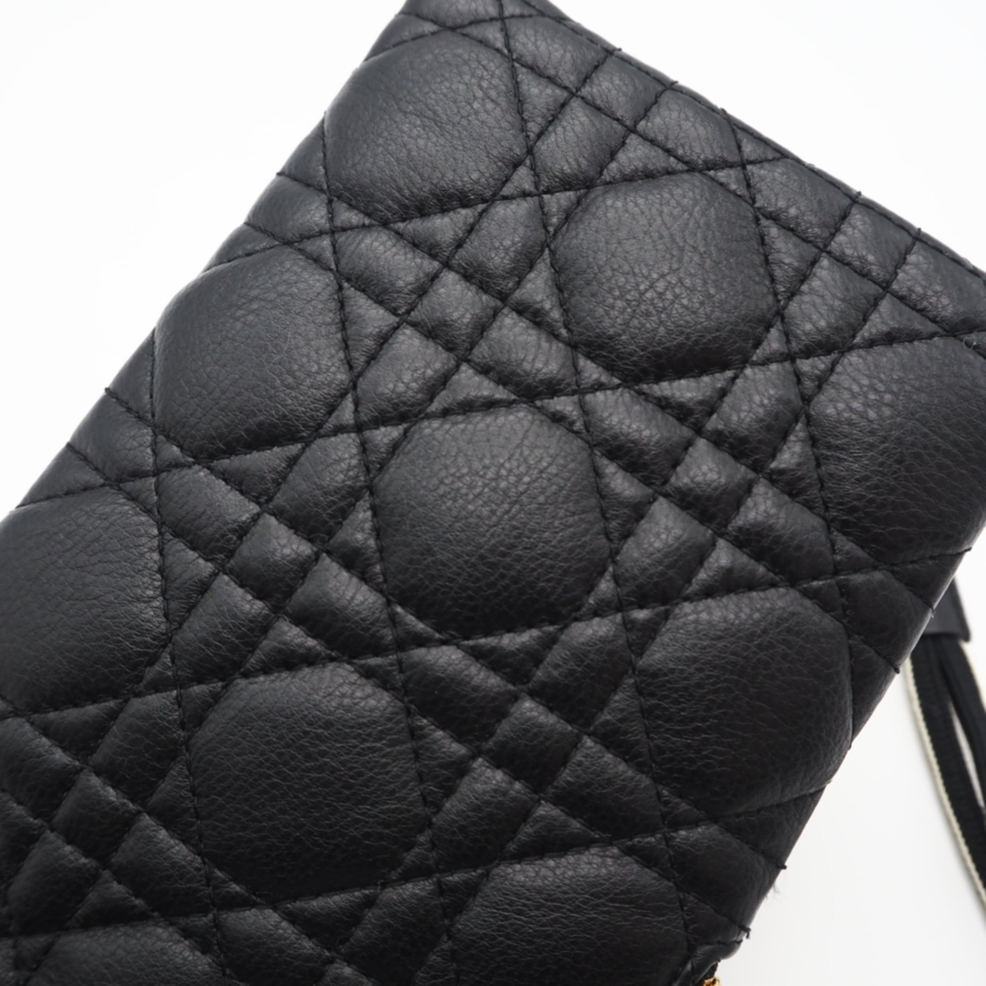 Christian Dior Black White Leather Shoulder Bag (Pre-Owned)