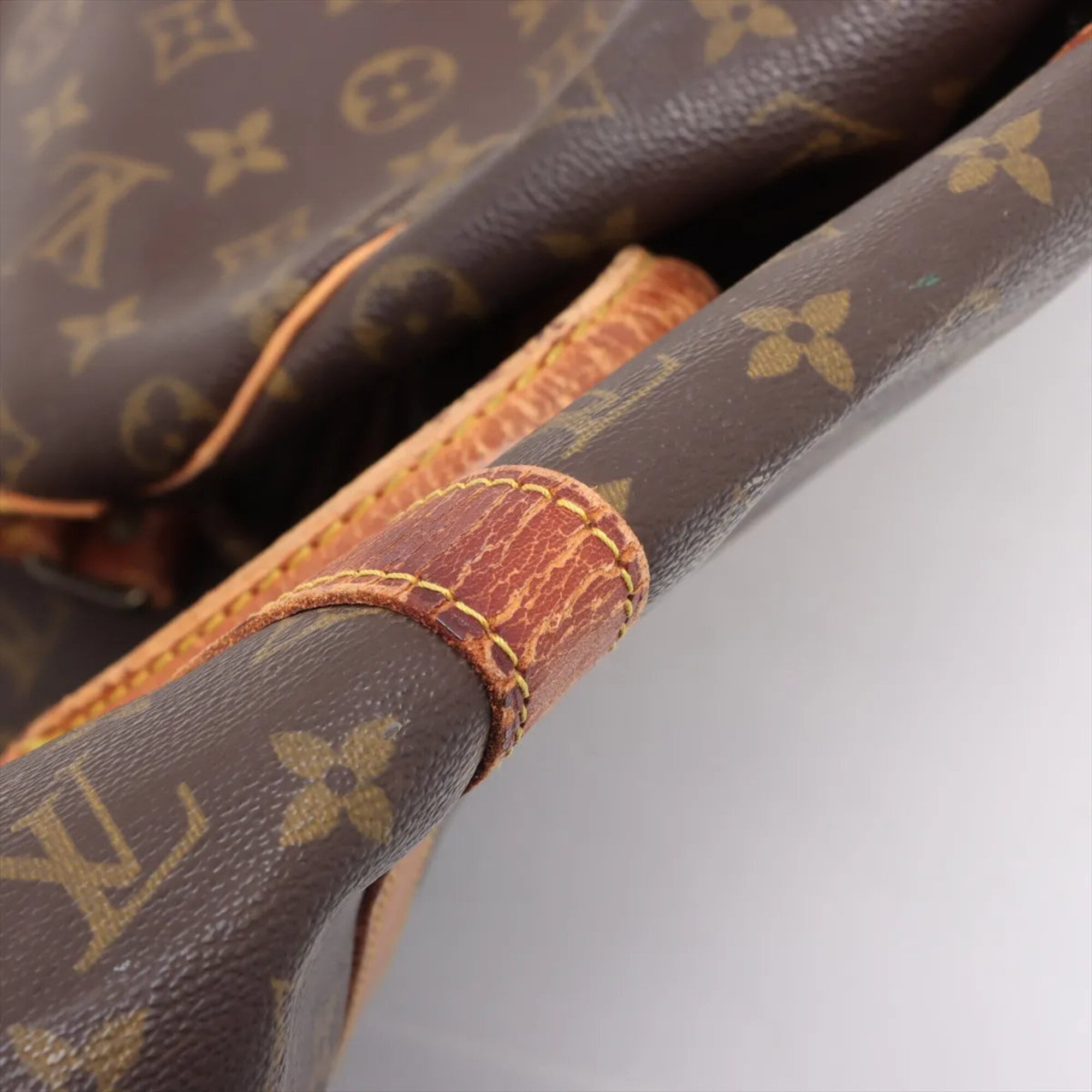 Louis Vuitton Brown Coated Canvas Leather Handbag Tote Bag (Pre-Owned)
