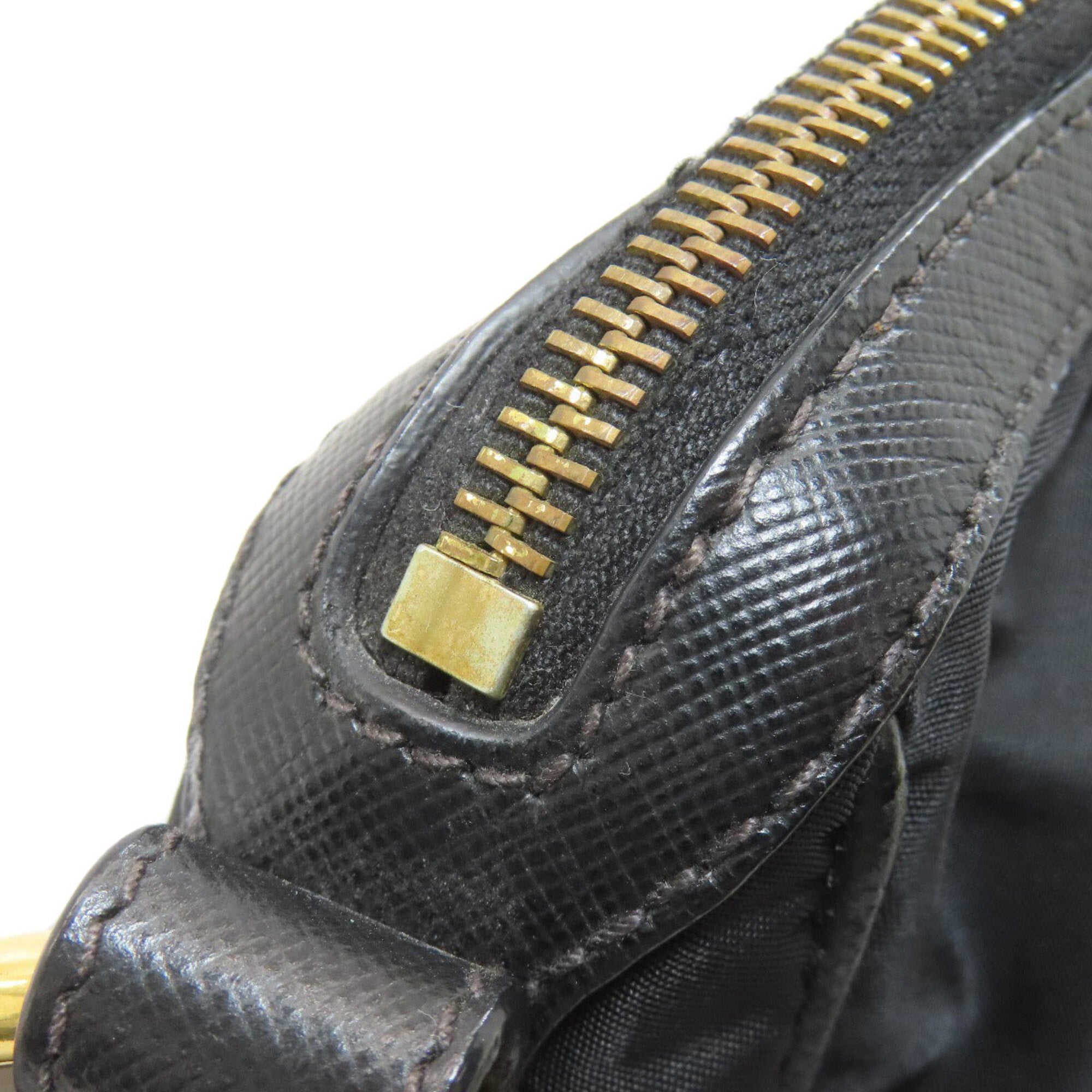 Prada Black Nylon Shoulder Bag (Pre-Owned)