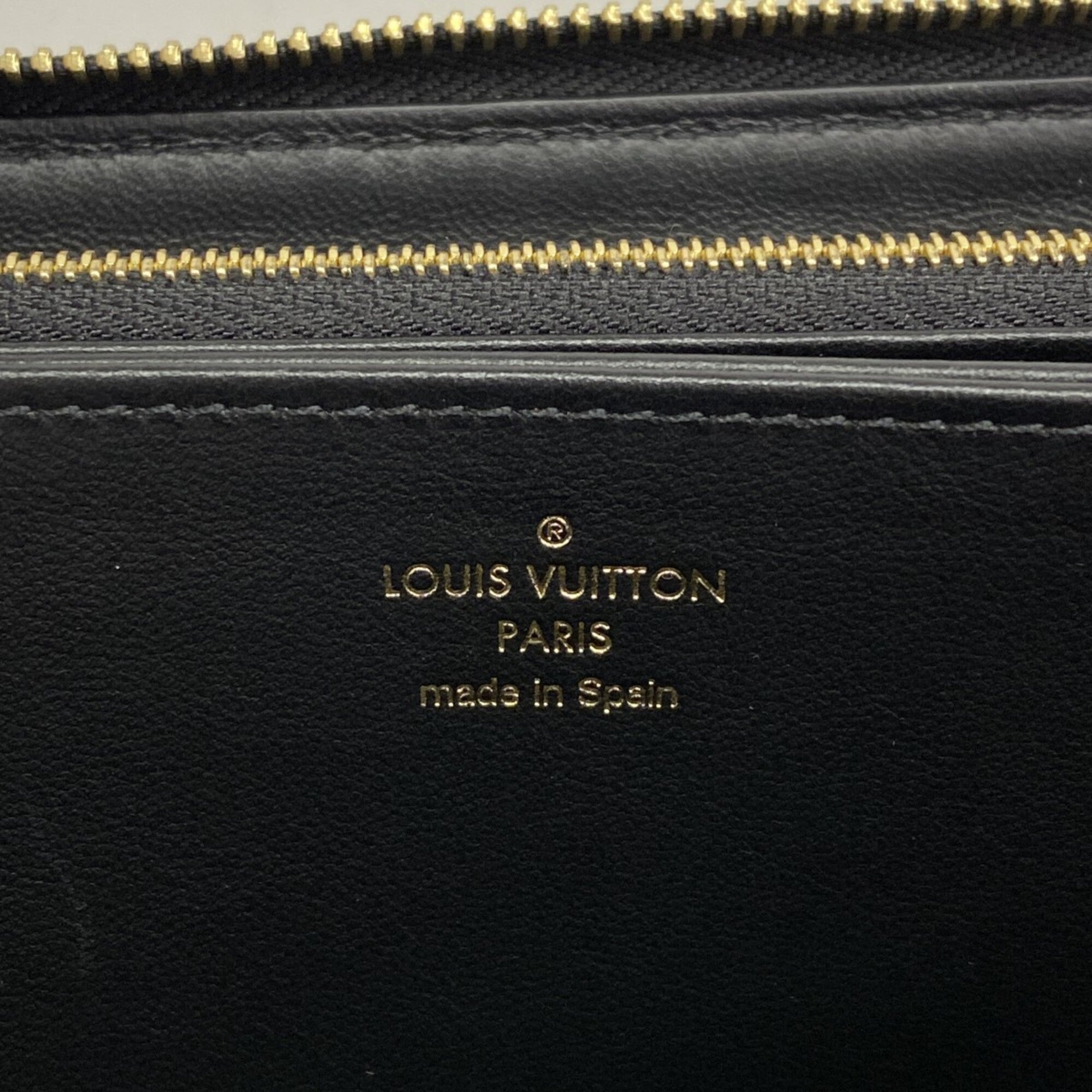 Louis Vuitton Noir Long Wallet (Bi-Fold) (Pre-Owned)