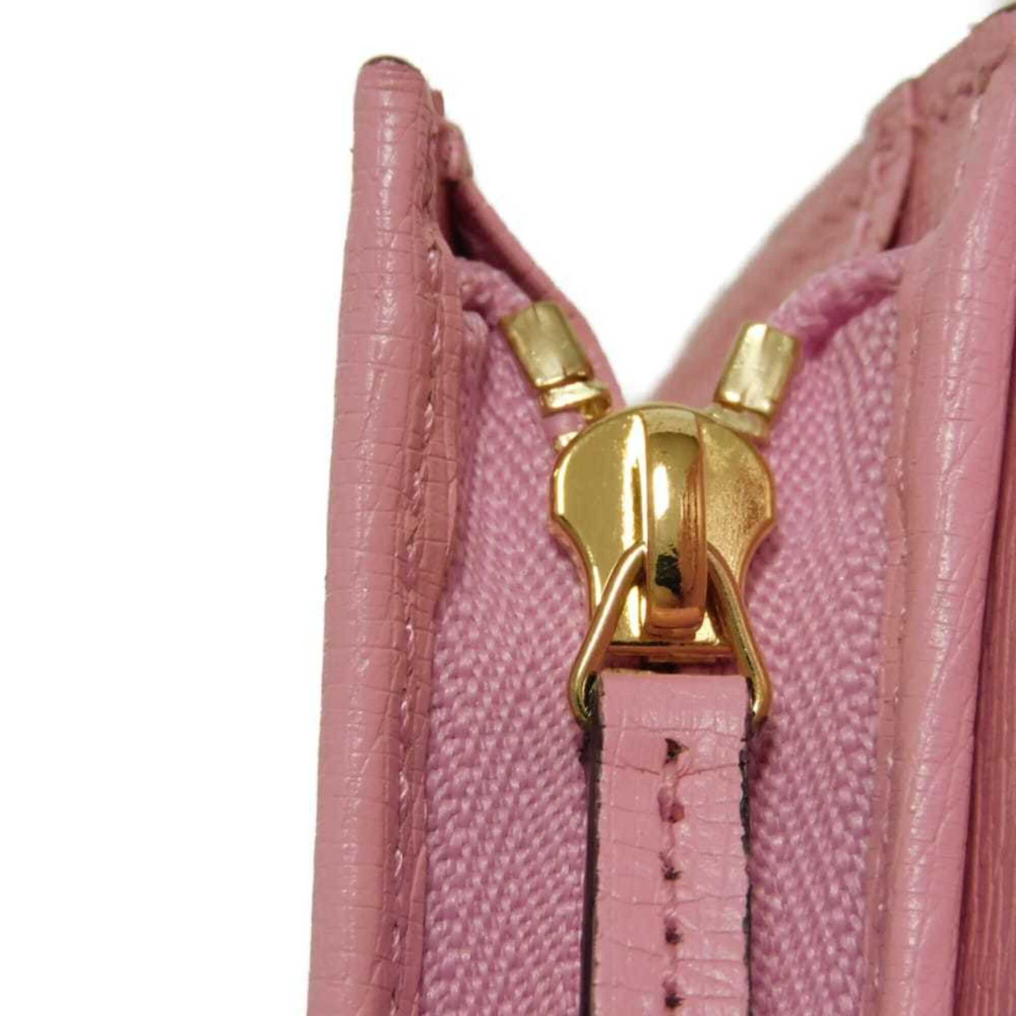 Gucci Light Pink Pink Wallet (Bi-Fold) (Pre-Owned)