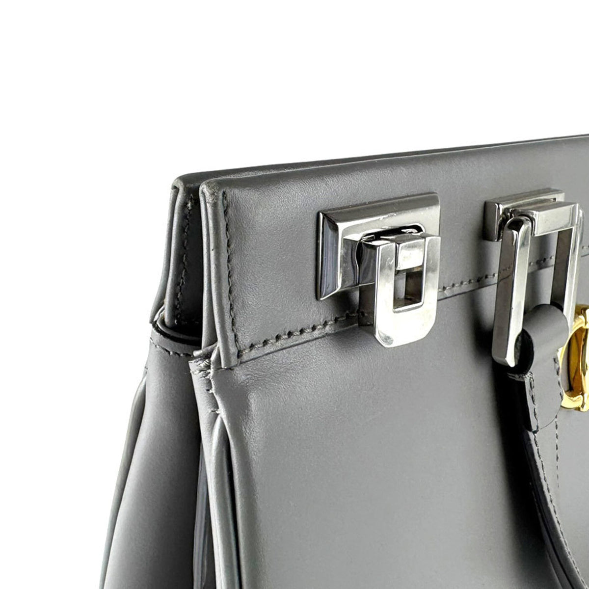 Gucci Gray Leather Handbag Shoulder Bag (Pre-Owned)