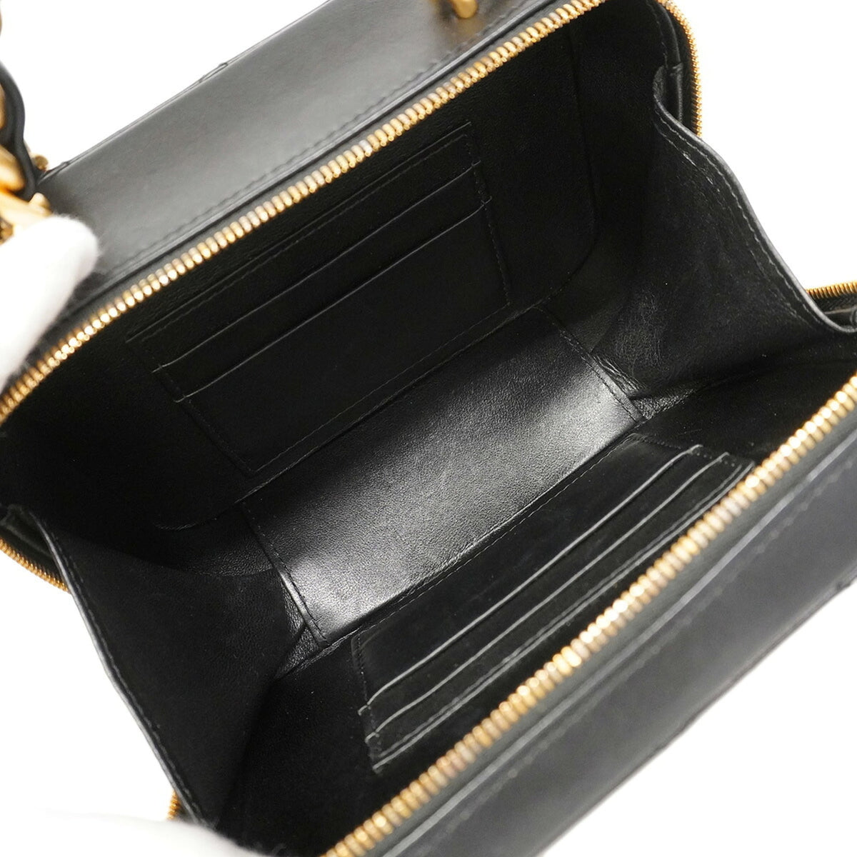 Chanel Black Leather Handbag (Pre-Owned)