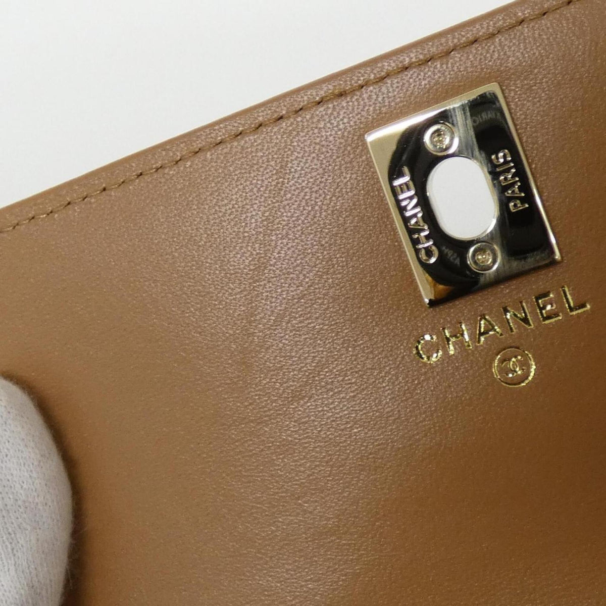 Chanel Dark Beige Leather Handbag Shoulder Bag (Pre-Owned)