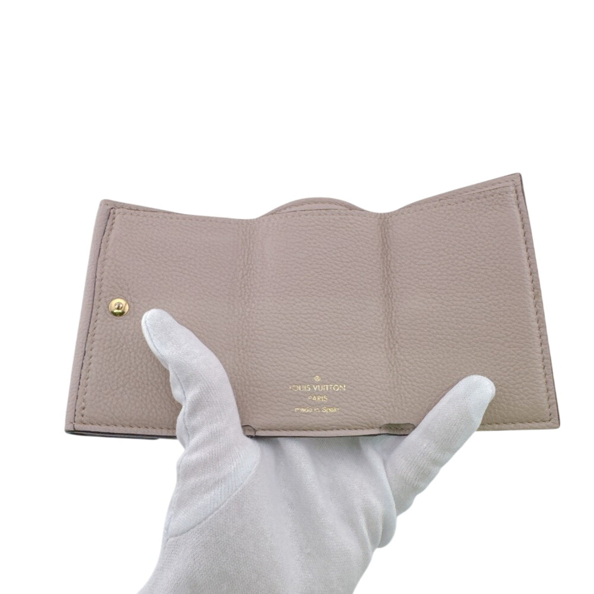 Louis Vuitton Beige Leather Wallet (Tri-Fold) (Pre-Owned)