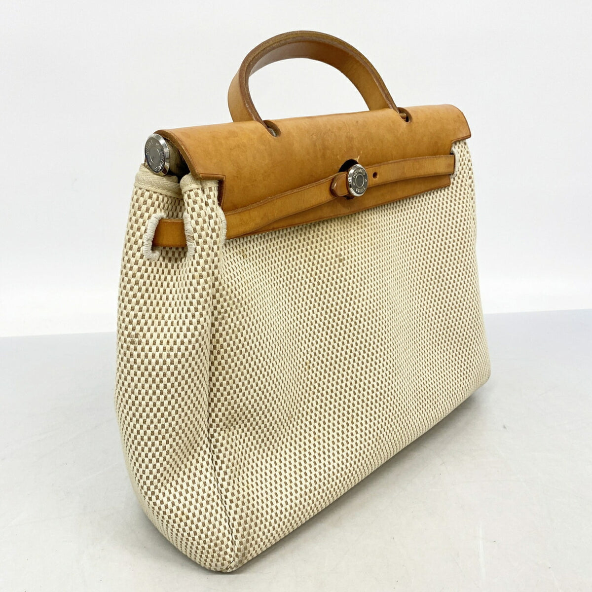 Hermes Natural Handbag (Pre-Owned)