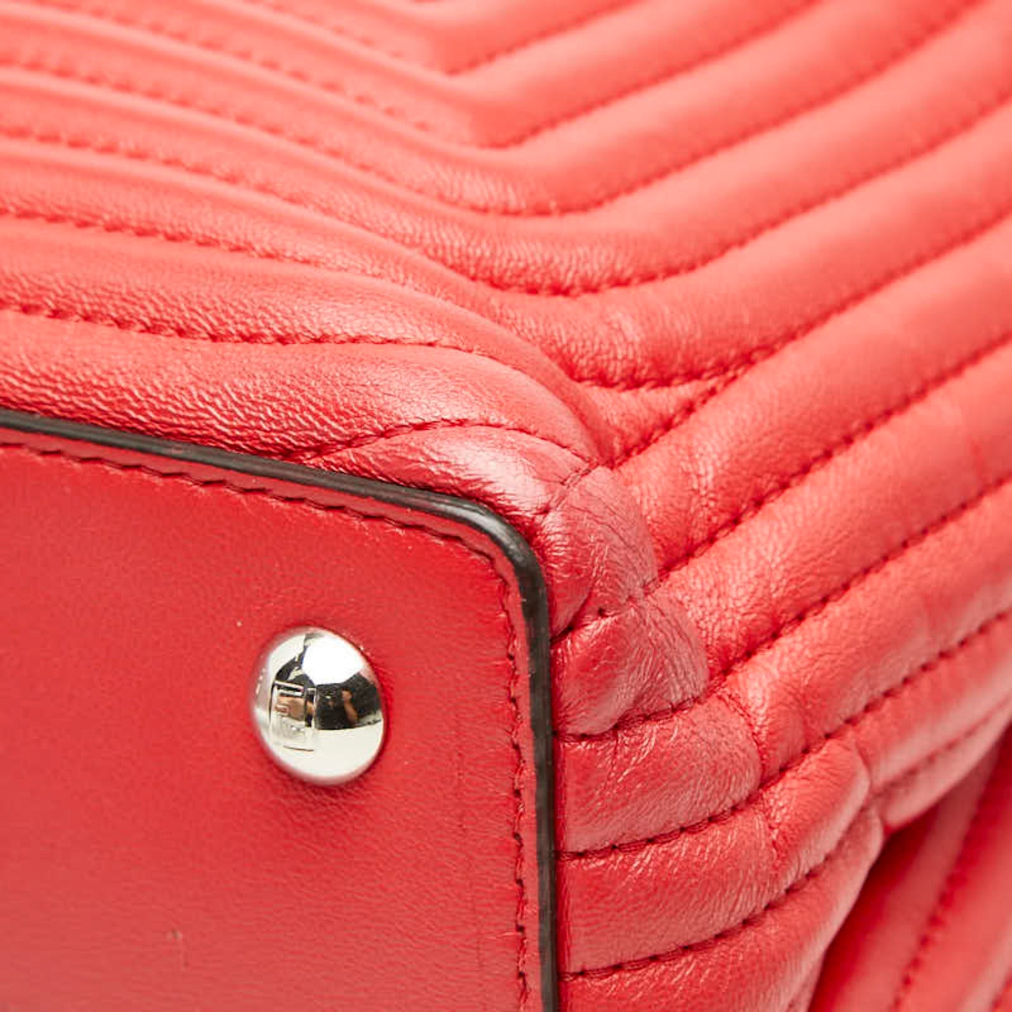 Fendi Red Color Leather Pouch Shoulder Bag (Pre-Owned)