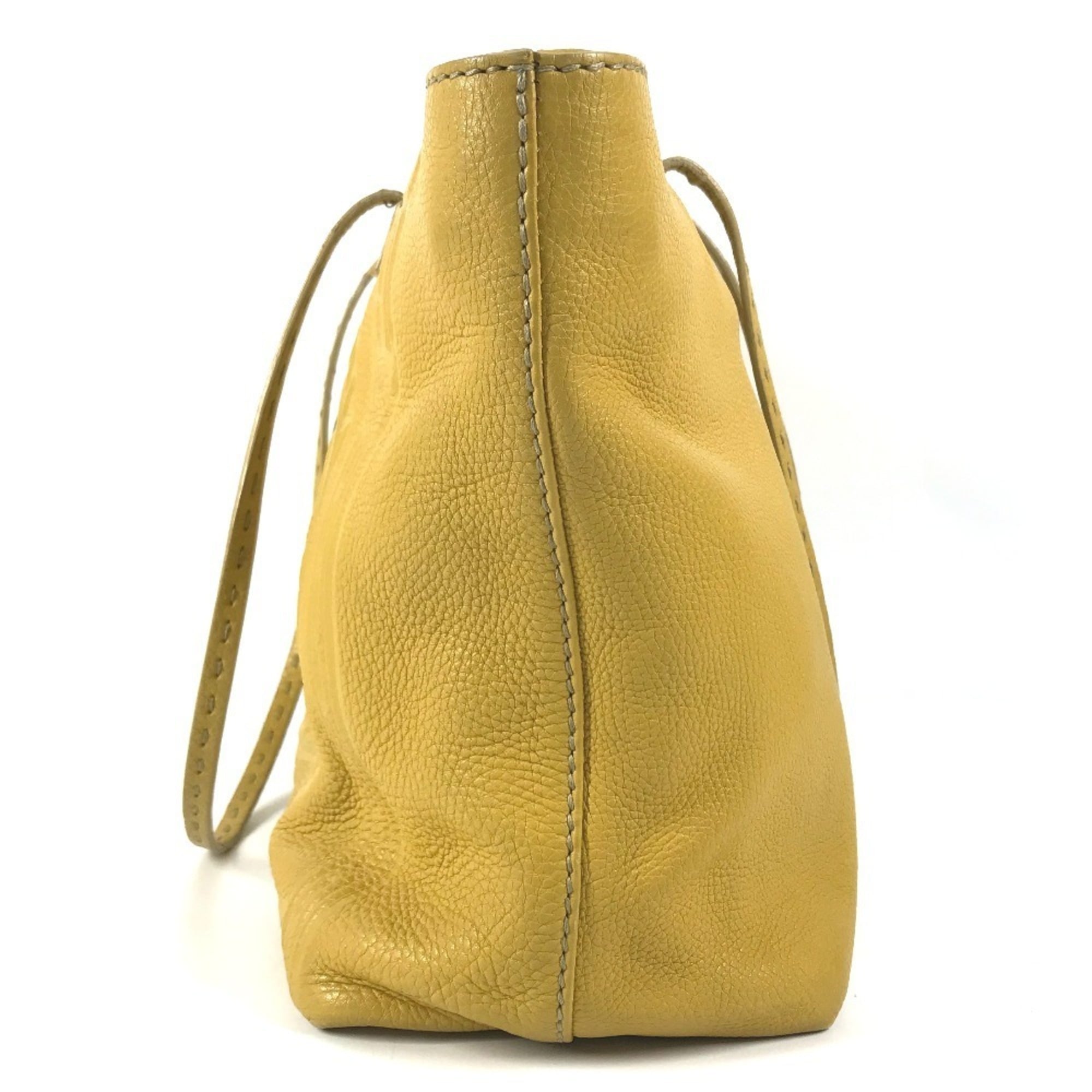 Fendi Yellow Leather Shoulder Bag Tote Bag (Pre-Owned)