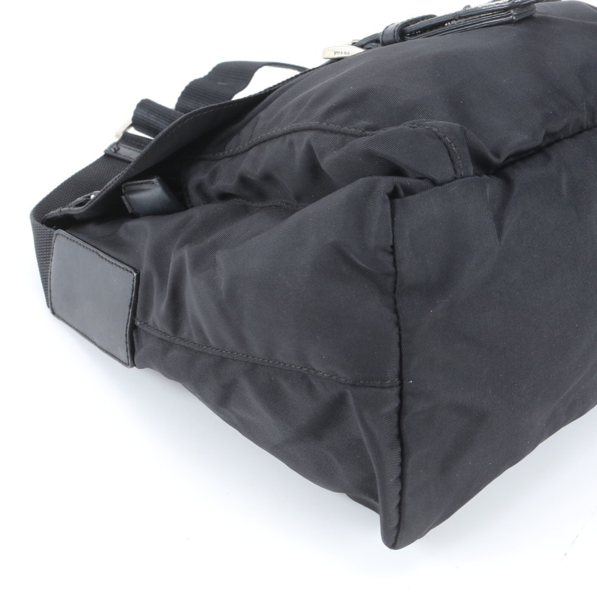 Prada Black Nylon Leather Shoulder Bag (Pre-Owned)
