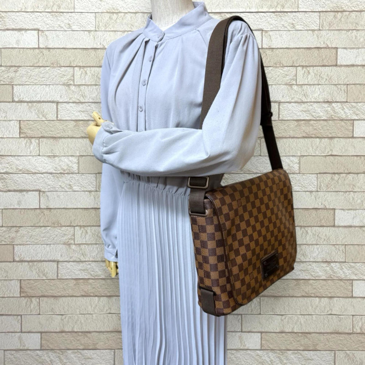 Louis Vuitton Brown Damier Canvas Shoulder Bag (Pre-Owned)