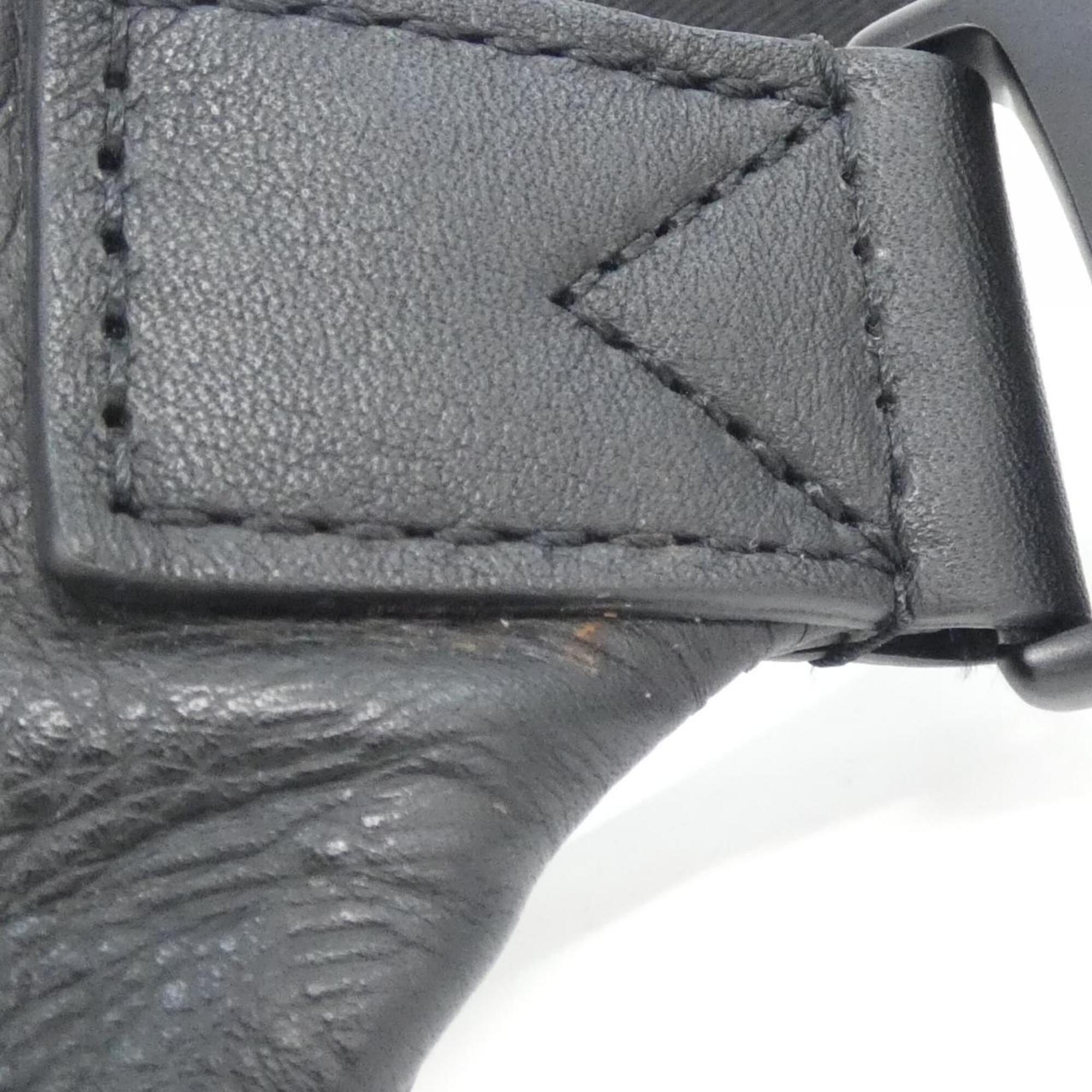 Louis Vuitton Black Monogram Leather Shoulder Bag (Pre-Owned)