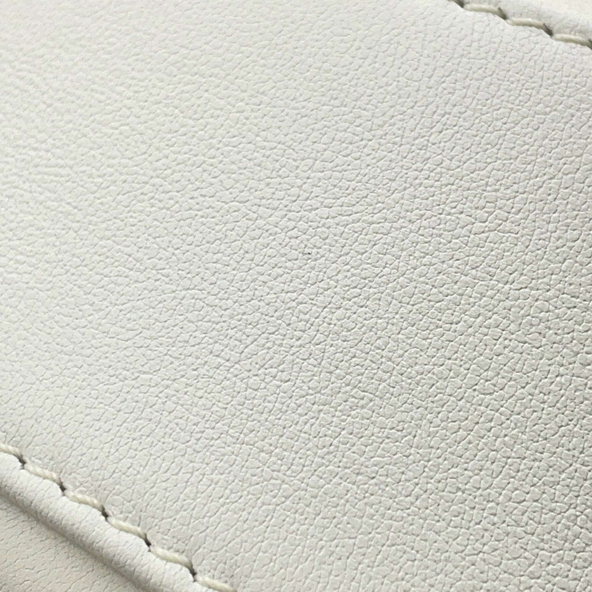 Louis Vuitton White Monogram Shoulder Bag (Pre-Owned)