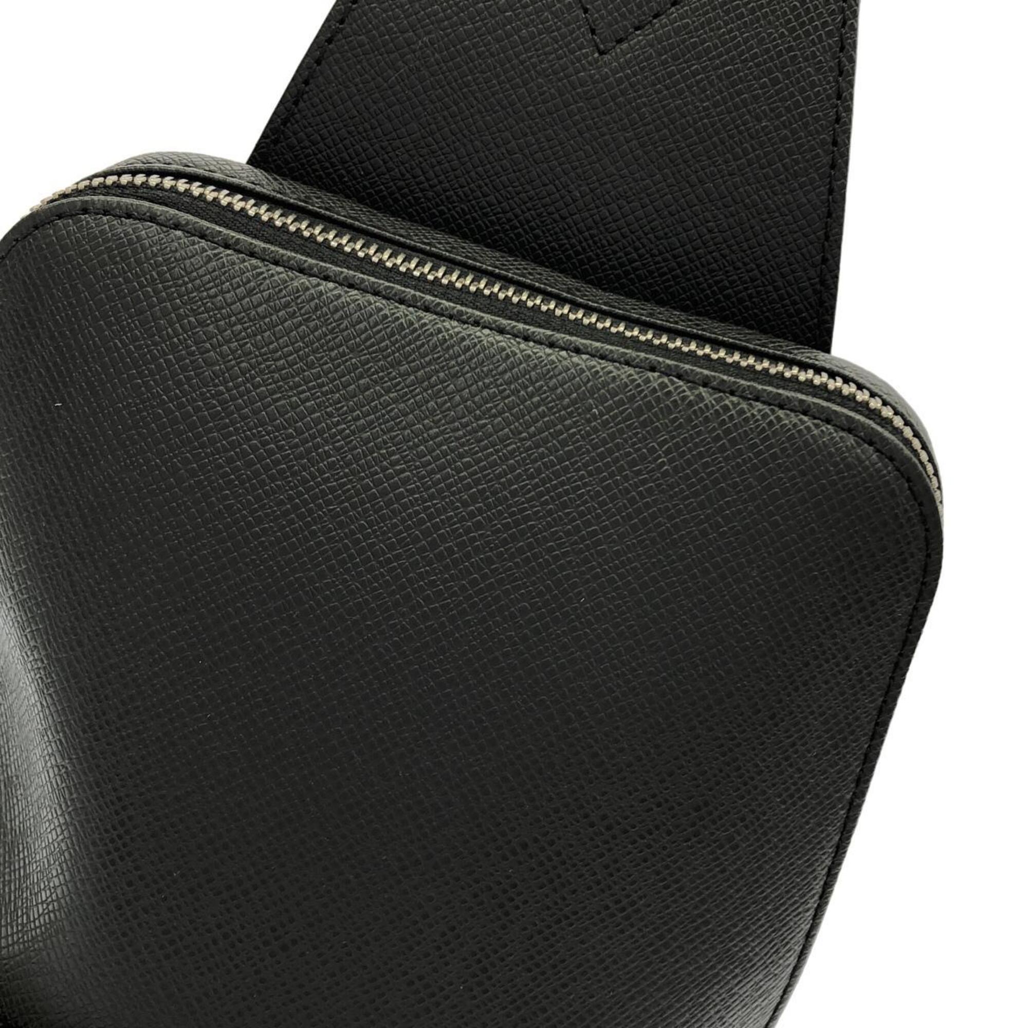 Louis Vuitton Taiga Black Leather Handbag (Pre-Owned)
