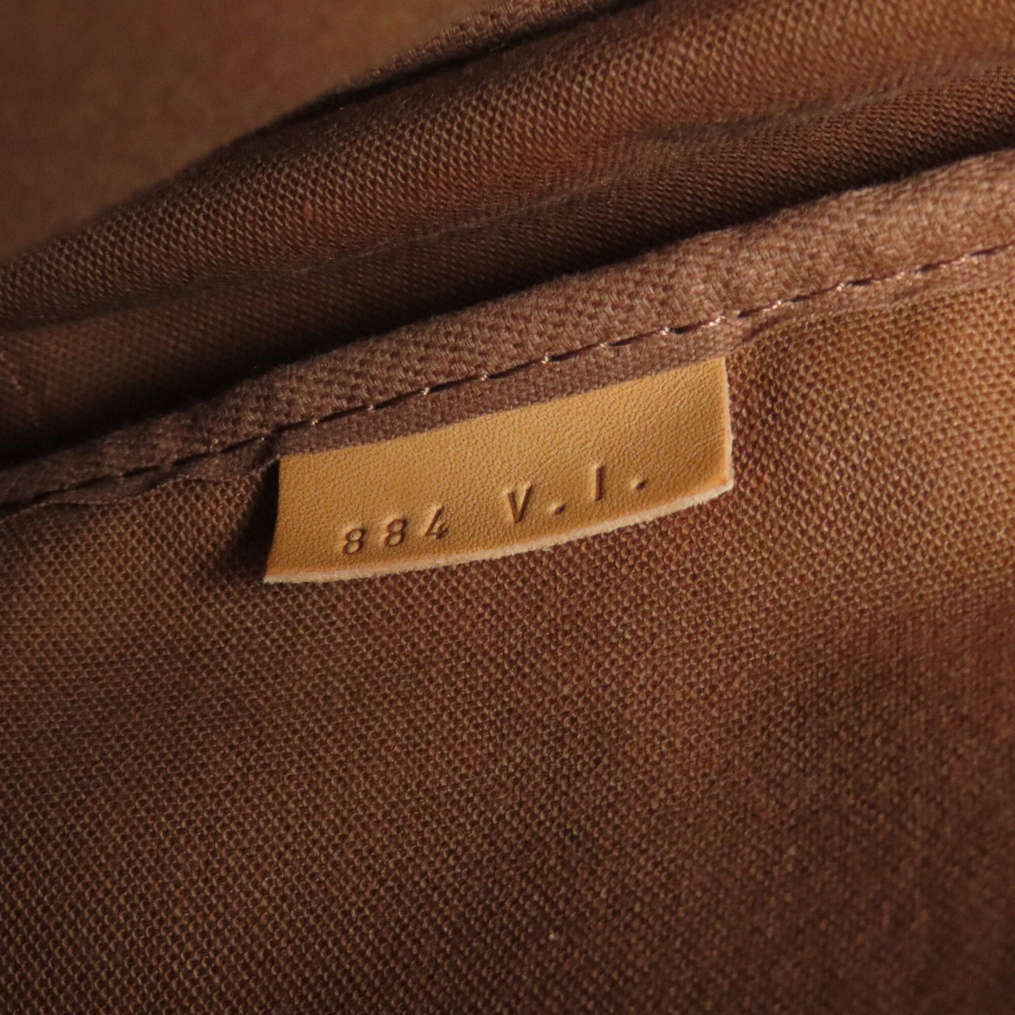 Louis Vuitton Monogram Monogram Shoulder Bag (Pre-Owned)