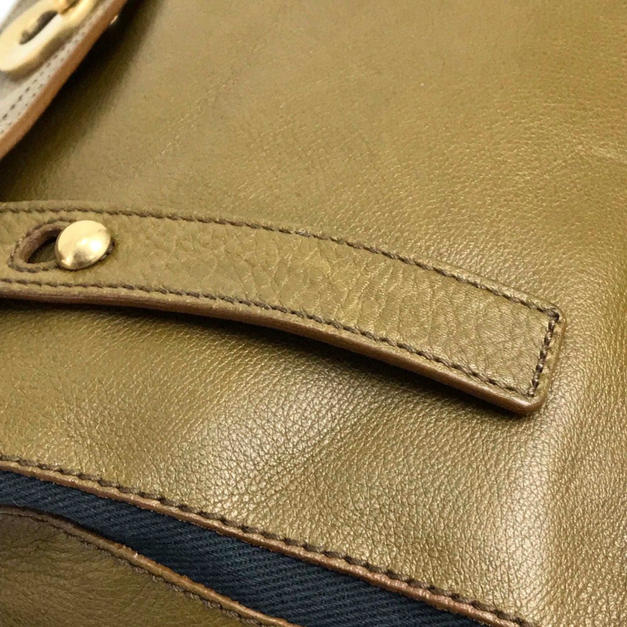 Yves Saint Laurent Brown Other Shoulder Bag (Pre-Owned)