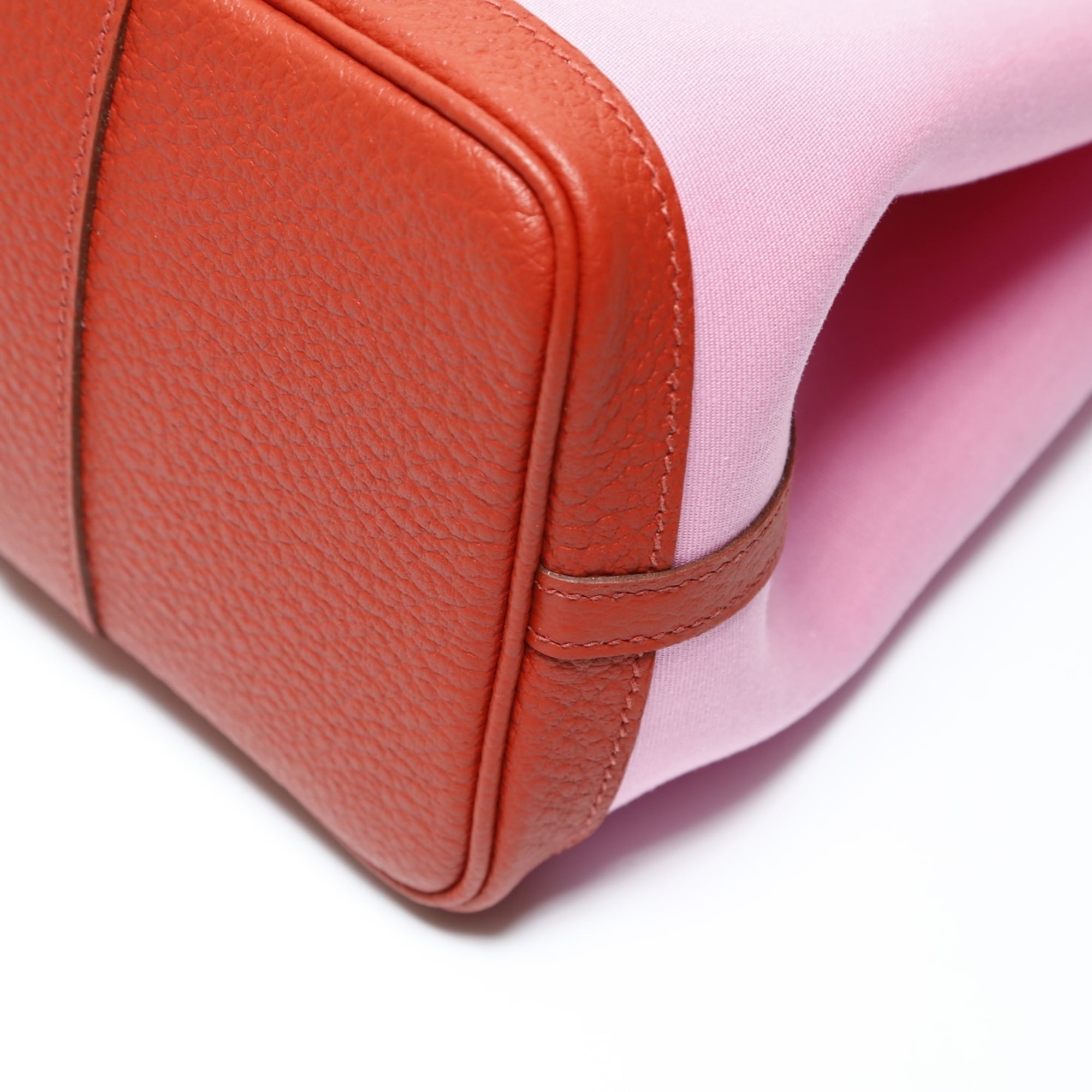 Hermes Pink Handbag (Pre-Owned)