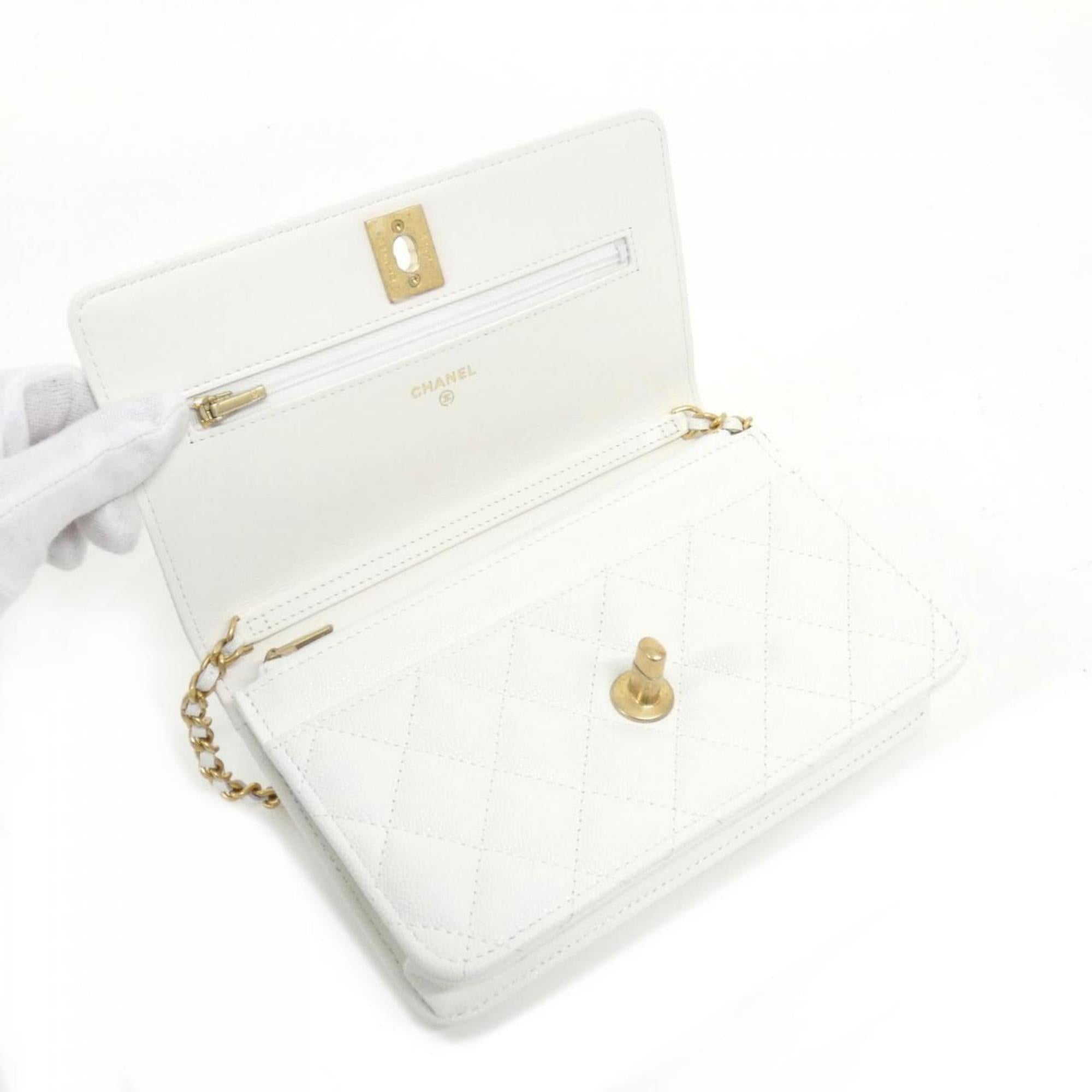 Chanel White Grained Calfskin Chain/Shoulder Wallet (Pre-Owned)
