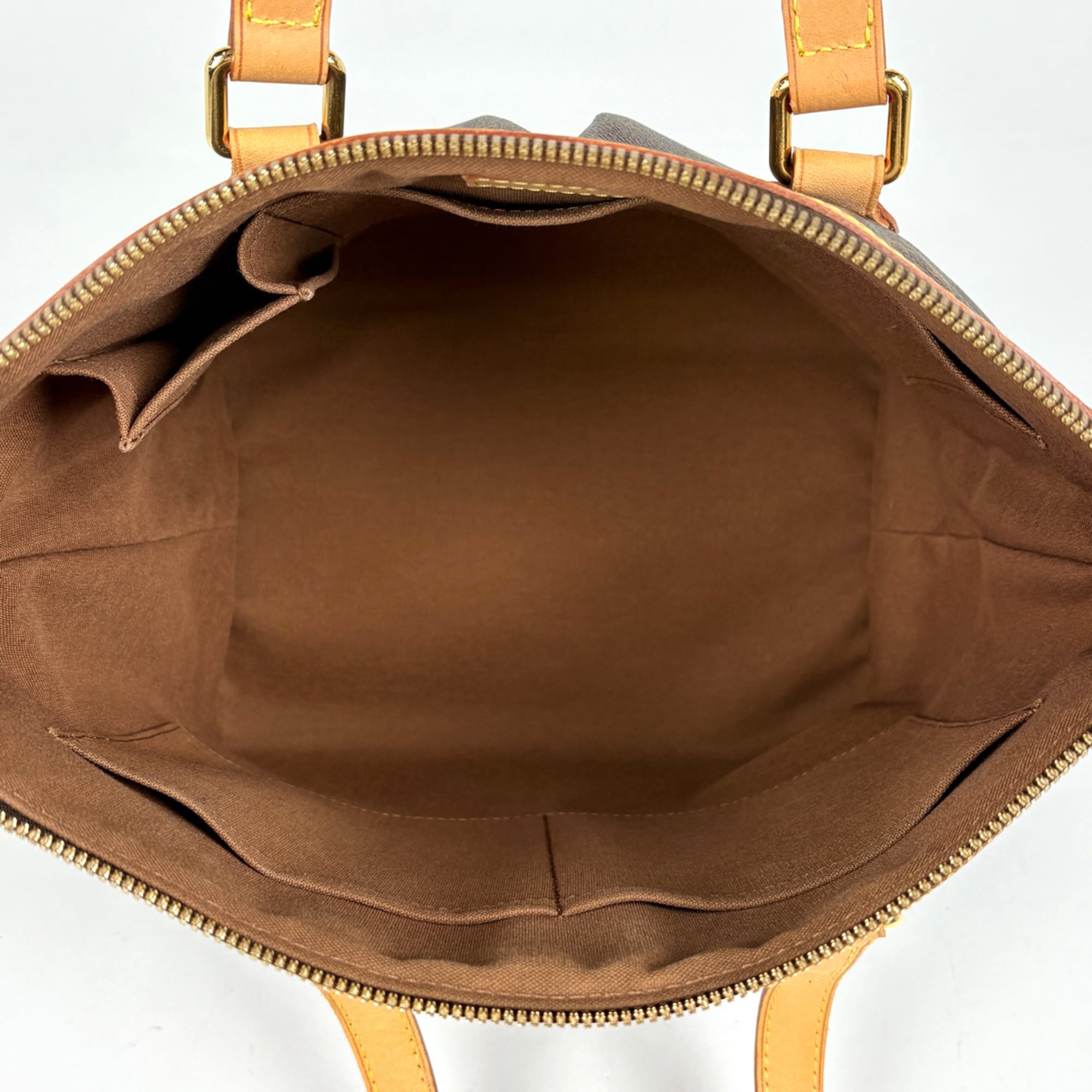 Louis Vuitton Brown Monogram Handbag Tote Bag (Pre-Owned)