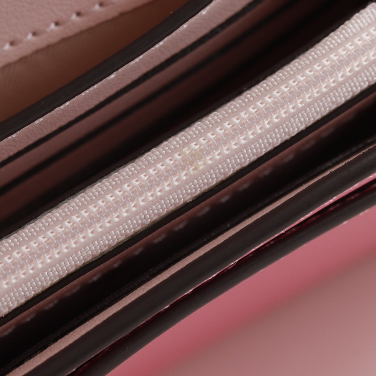Kate Spade Pink Leather Chain/Shoulder Wallet (Pre-Owned)