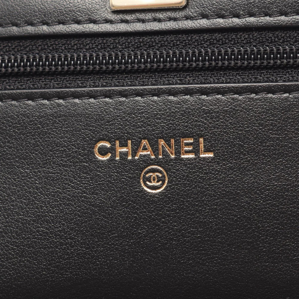 Chanel Black Fabric Handbag Shoulder Bag (Pre-Owned)
