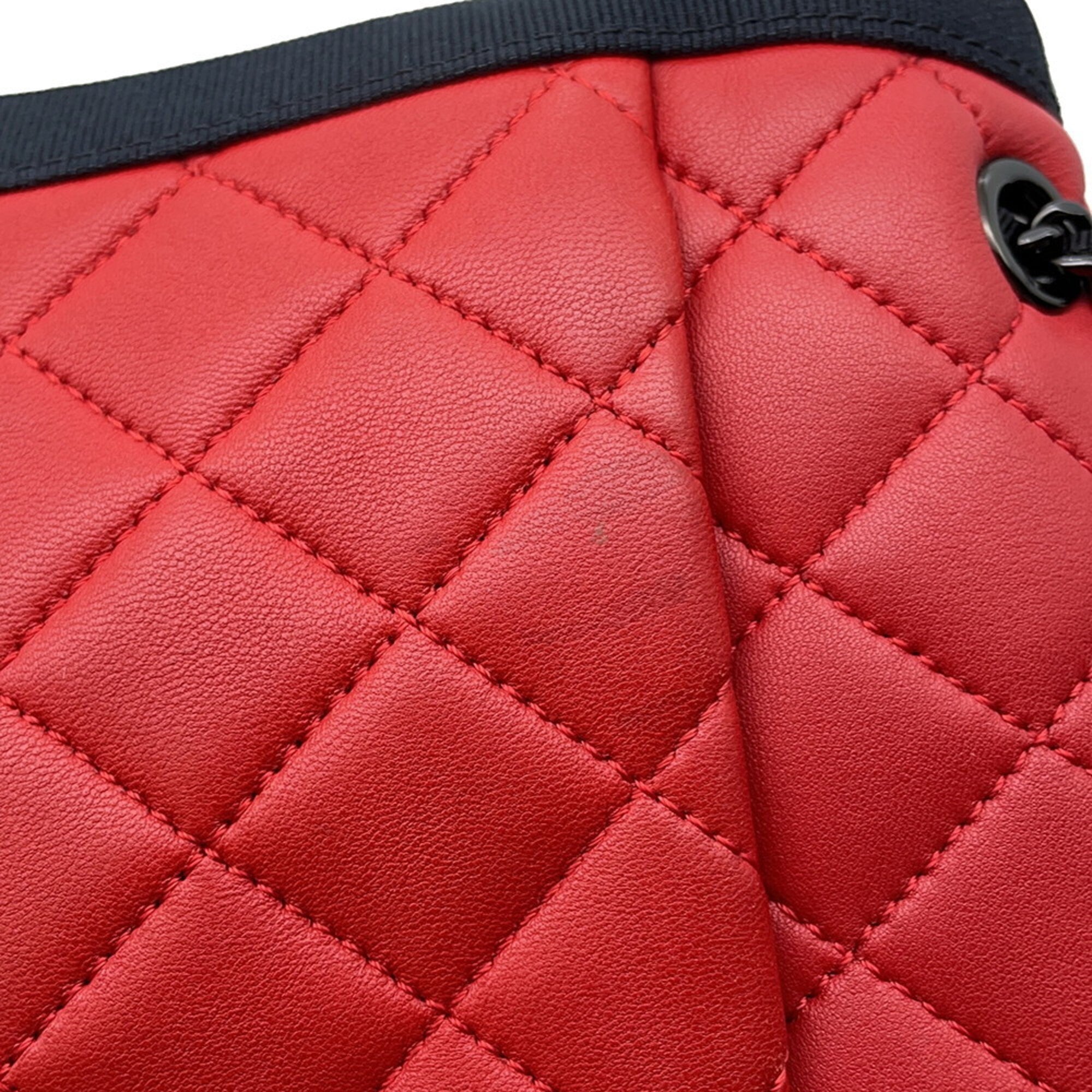 Chanel Black Red Color Leather Shoulder Bag (Pre-Owned)