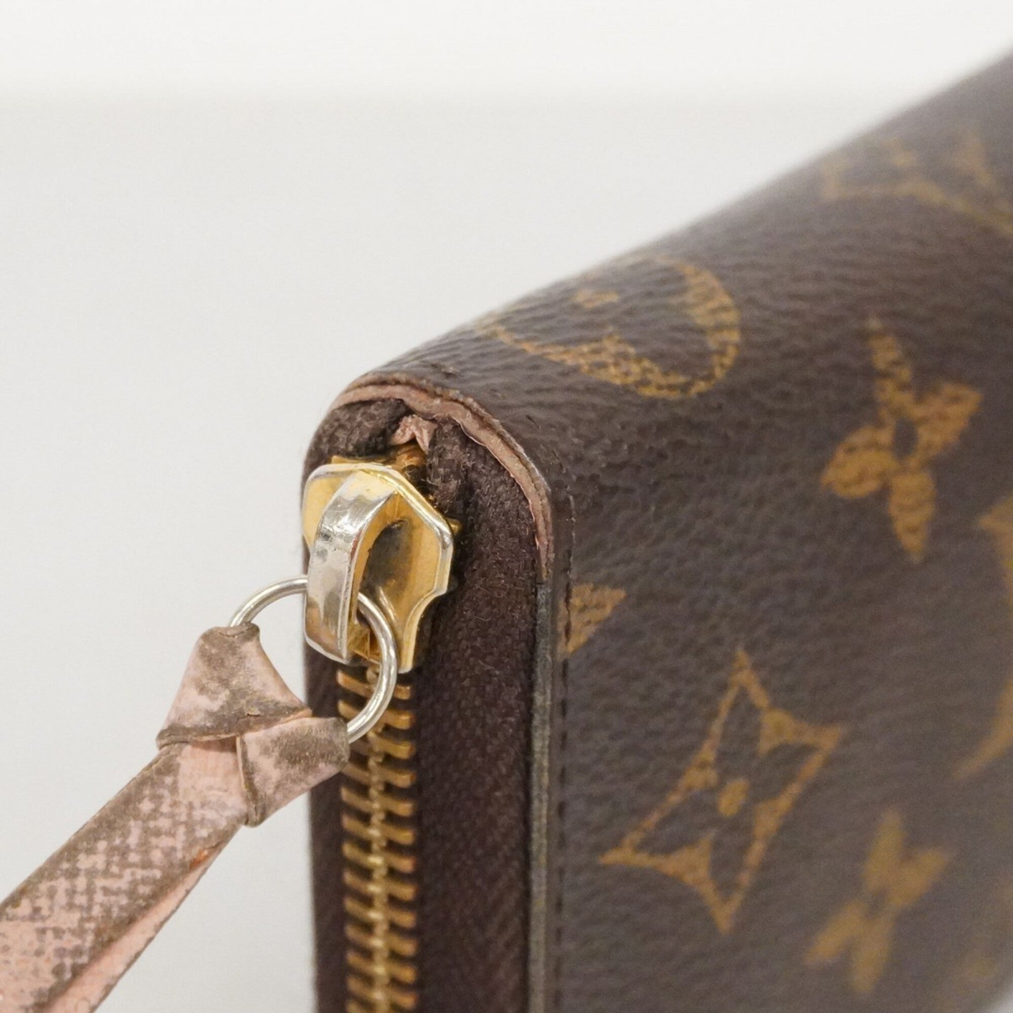 Louis Vuitton Rose Ballerine Long Wallet (Bi-Fold) (Pre-Owned)