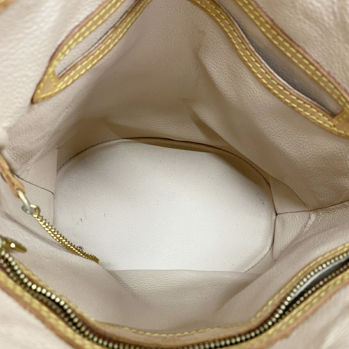 Louis Vuitton Brown Tote Bag (Pre-Owned)